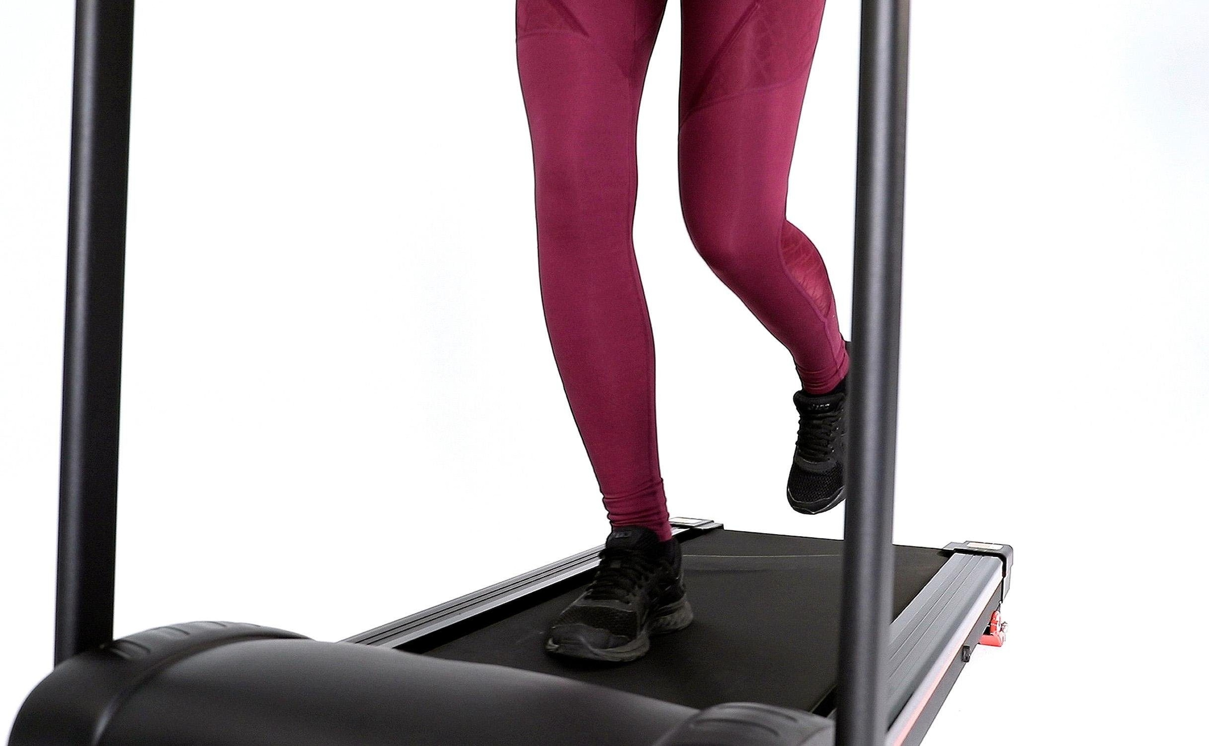 MOTIVE FITNESS by U.N.O. Laufband »Fit-Start Plus«, (Bluetooth Verbindung zur App FitShow möglich), bis max. 10 km/h, klappbar, Walking Pad, mit Tablet-Halterung