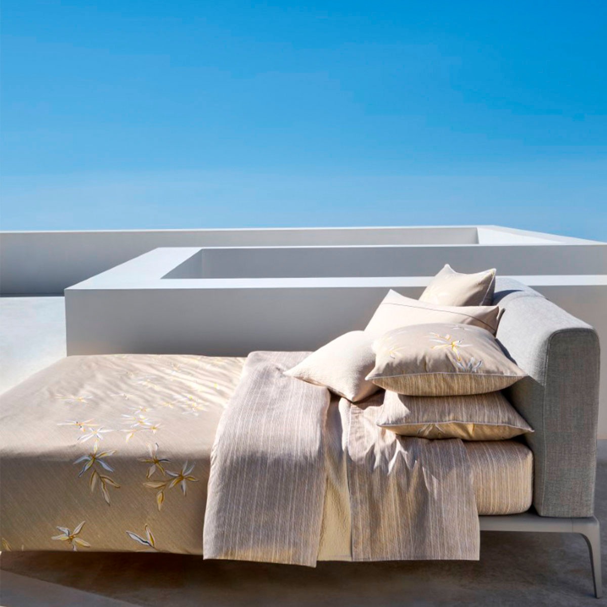 Hugo Boss Home Wendebettwäsche »Petals«, Satin