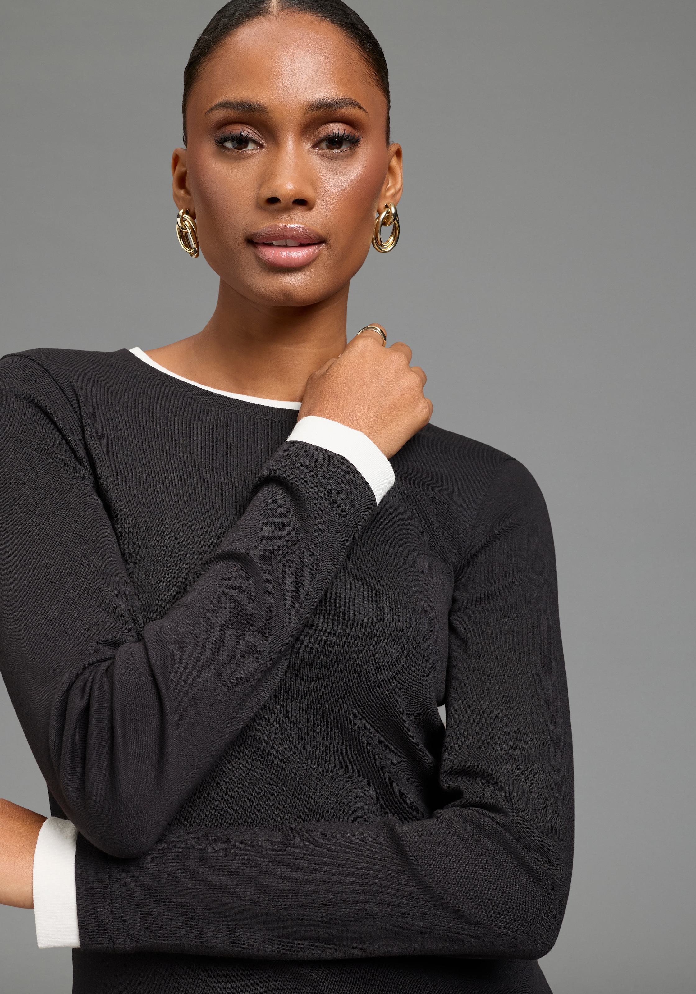 Bruno Banani Longsleeve mit Rundhalsausschnitt, hüftlange Form, Langarm-Design, aus Rippware