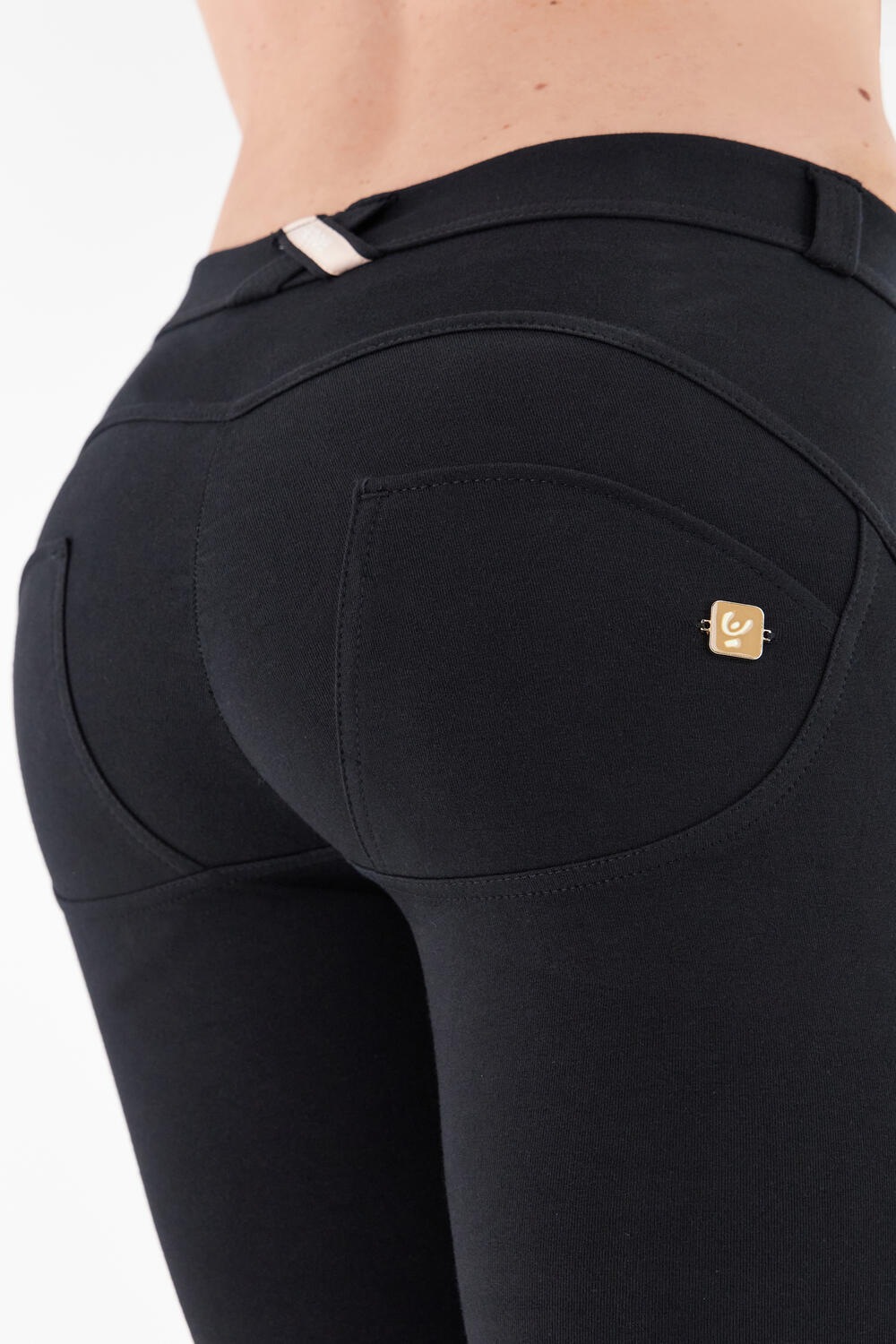 Freddy Leggings »WRUP4 SUPERSKINNY«, mit Lifting & Shaping Effekt