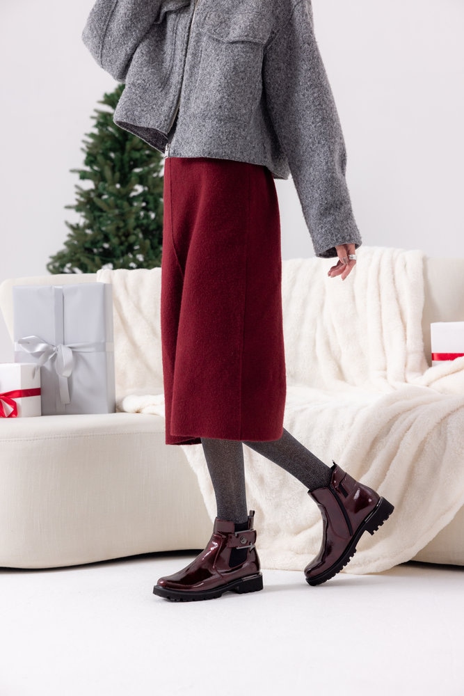 Remonte Chelseaboots  Blockabsatz, Stiefelette, Lackboots mit Metallic-Einsatz am Absatz