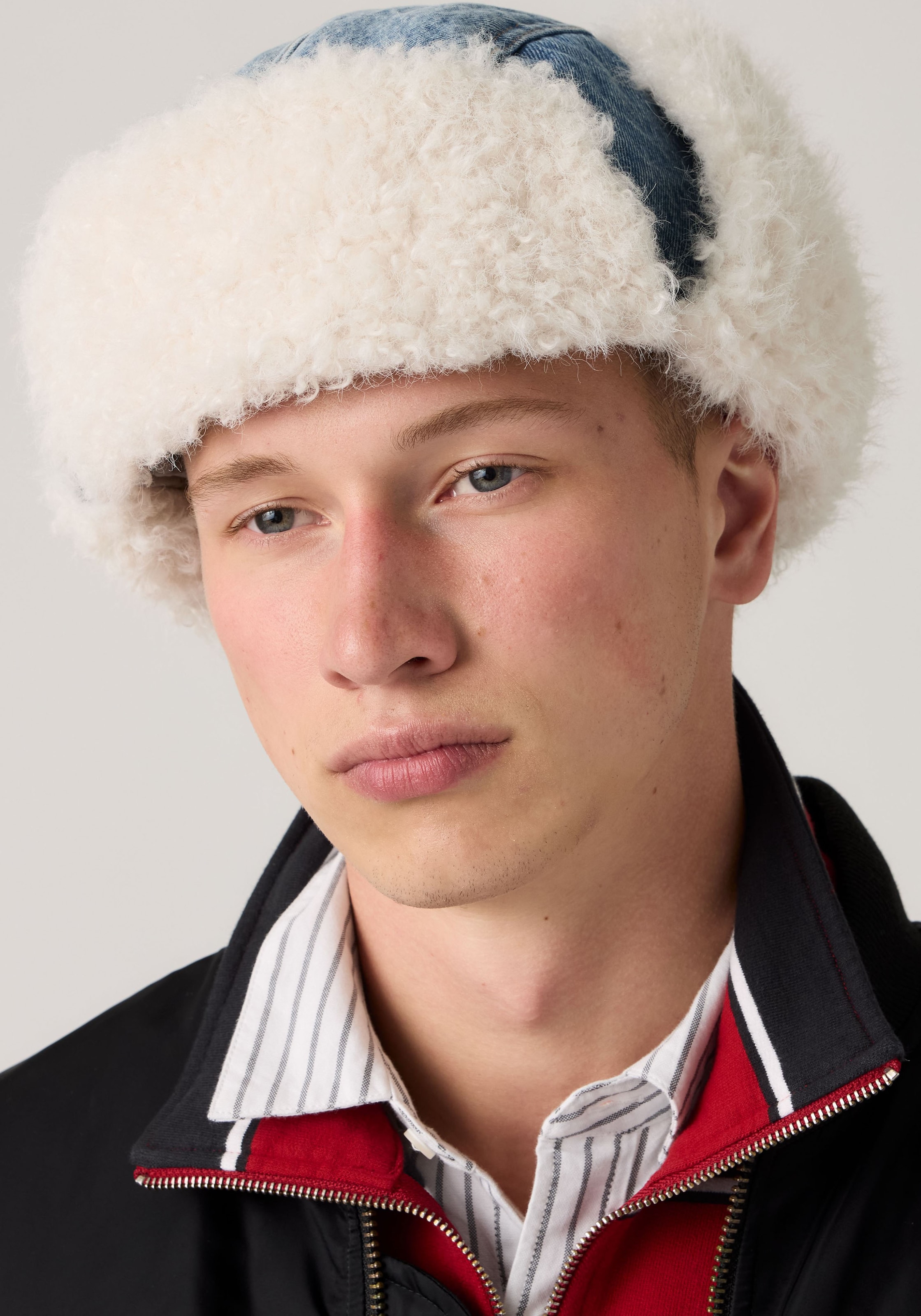 Levi's® Fellimitatmützen »COZY TRAPPER« Trapper-Mütze, Wintermütze, angenehm weich und wärmend