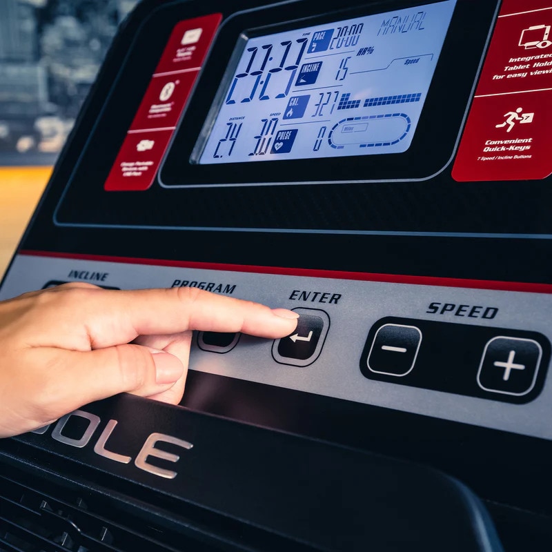 SOLE Fitness Laufband »Sole Fitness Laufband F63 – 3 PS Dauerleistung, 20 km/h, klappbar« Cushion Flex Whisper Deck – bis zu 40 % weniger Gelenkbelastung