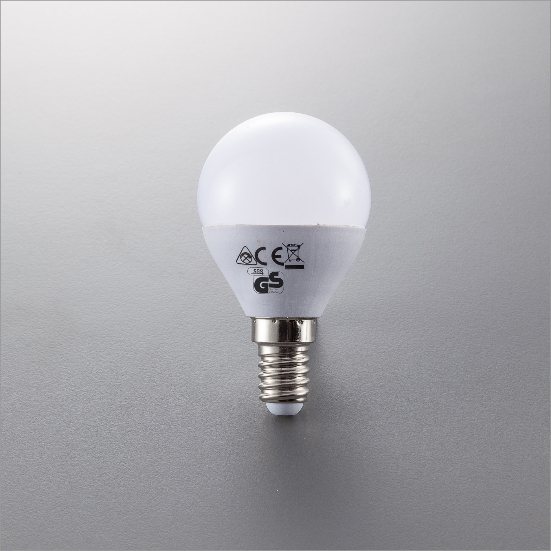 B.K.Licht LED-Leuchtmittel E14 5 Stk. Warmweiß LED-Lampe Glühbirne 5 Watt 470 Lumen 3.000 Kelvin Energiesparlampe