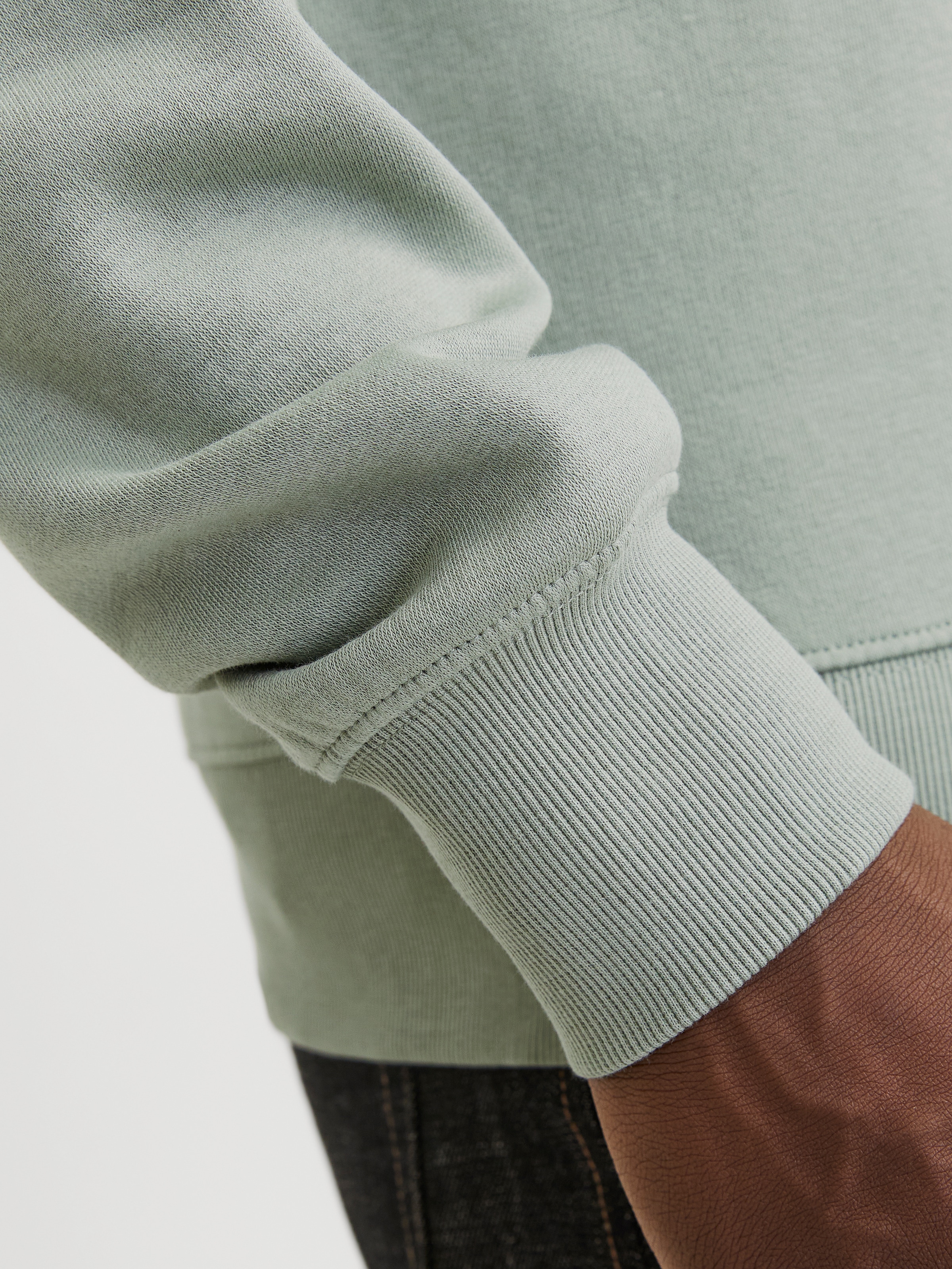 Jack & Jones Sweatshirt »JJESTAR BASIC SWEAT CREW NECK NOOS«, mit Rundhalsausschnitt