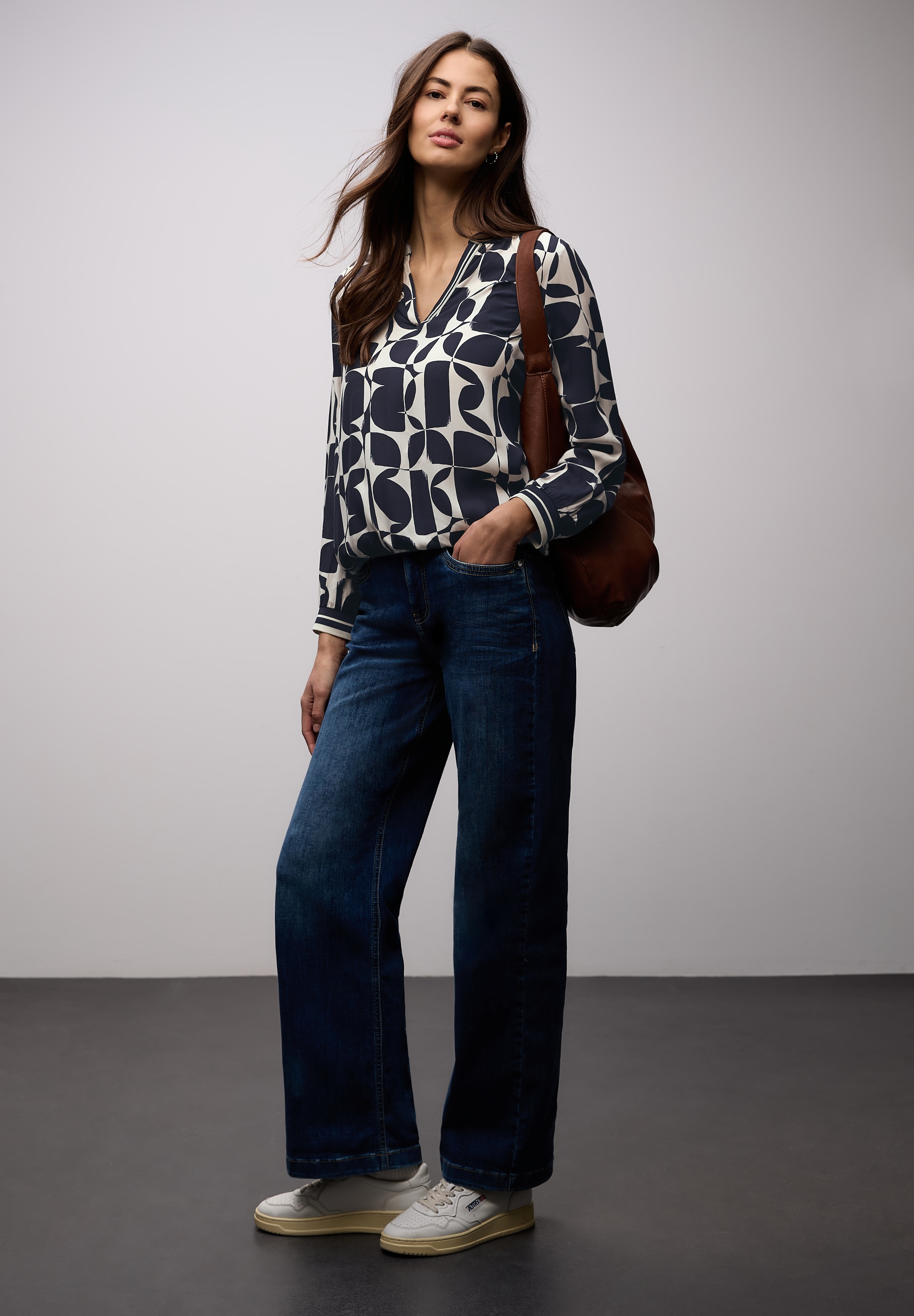 STREET ONE Langarmbluse mit grafischem Muster und Tape-Details