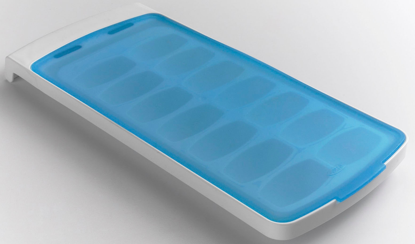 OXO Good Grips Eiswürfelform, (2 St.), auslaufsicher, mit Deckel, Silikon
