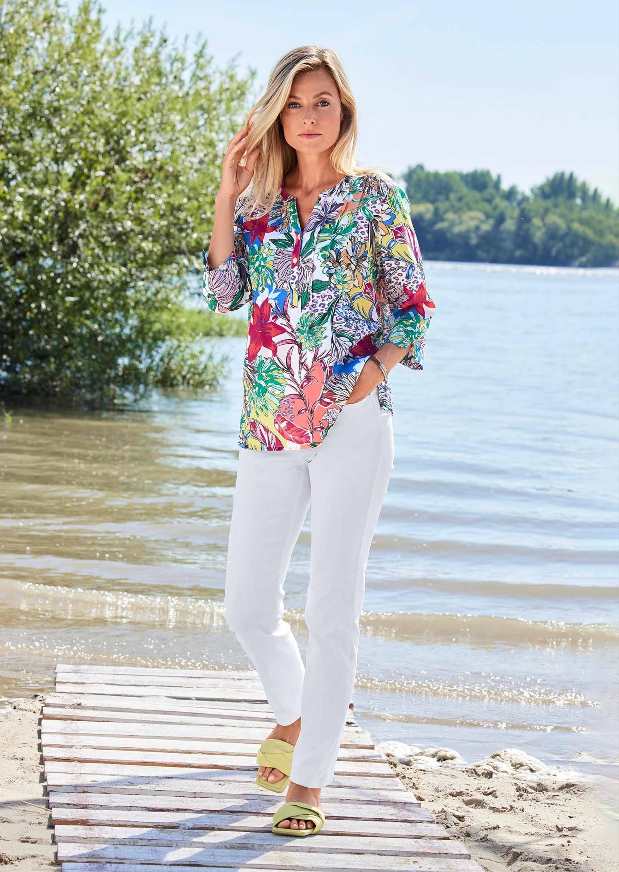 GOLDNER Druckbluse »Kurzgröße Druckbluse mit liebevollen Details« Ohne