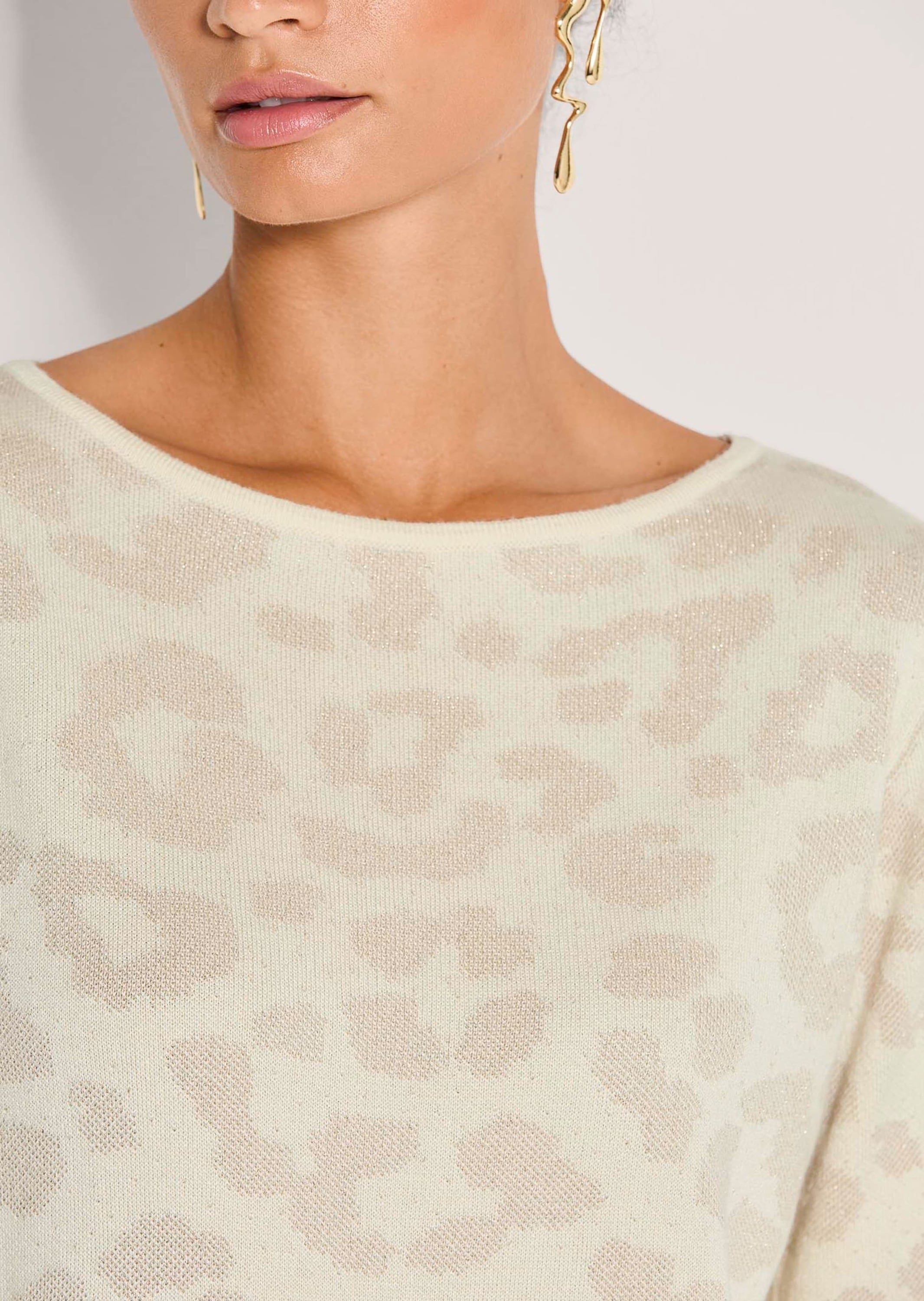 MADELEINE Longpullover »Strickpullover Jacquardpullover mit Animal-Design« Ton-in-Ton-Jaquard