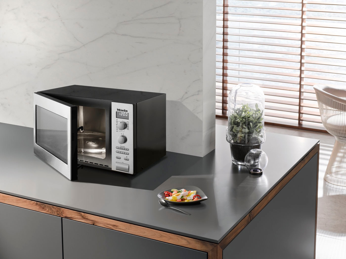 Miele Mikrowelle »M 6012 SC mit Automatikprogrammen« Grill | Mikrowelle 900 W