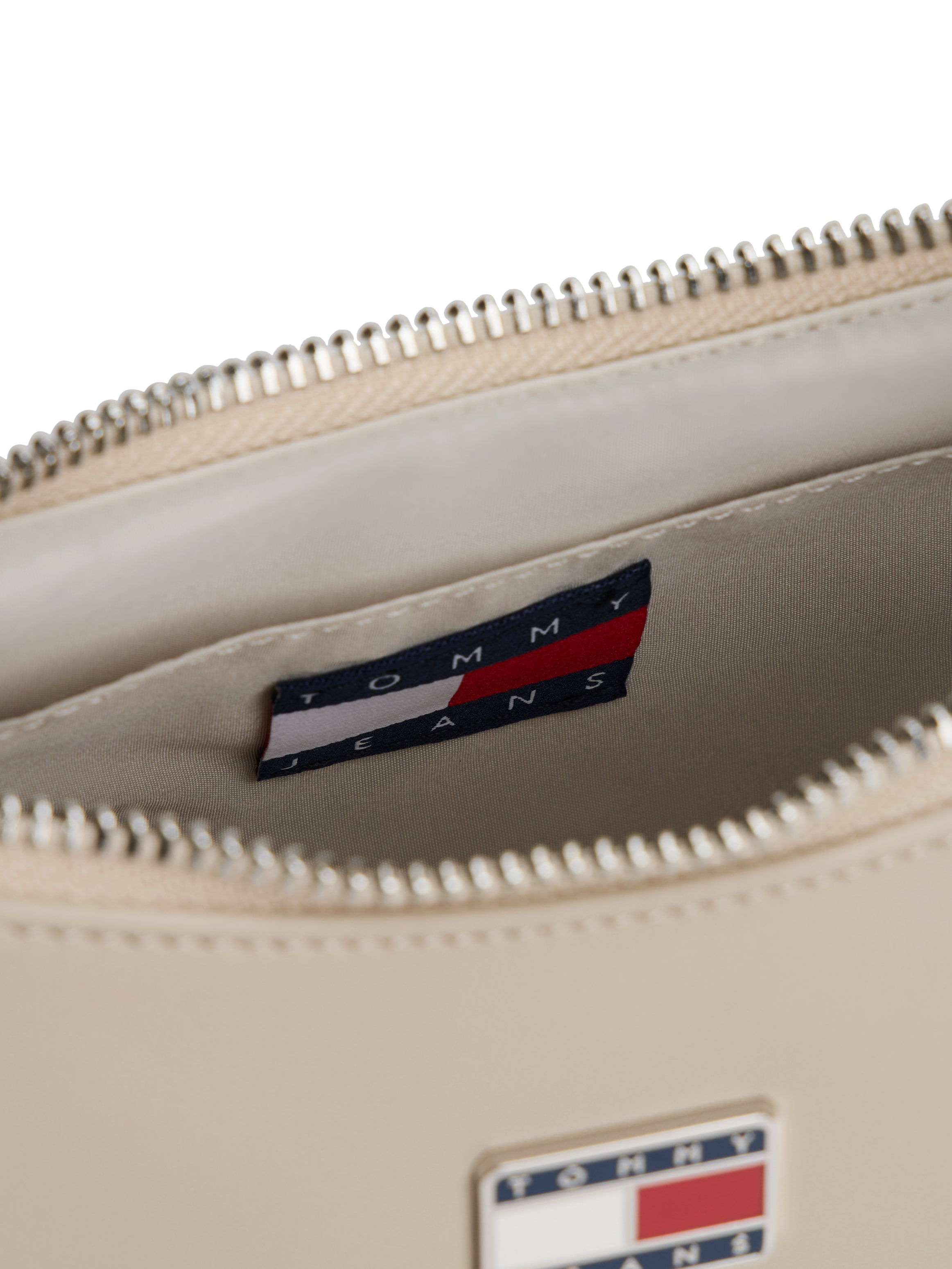 Tommy Jeans Schultertasche »TJW DAILY ELEVATED SHOULDER BAG« , Damen Tragetasche mit verlängerbarem Trageriemen