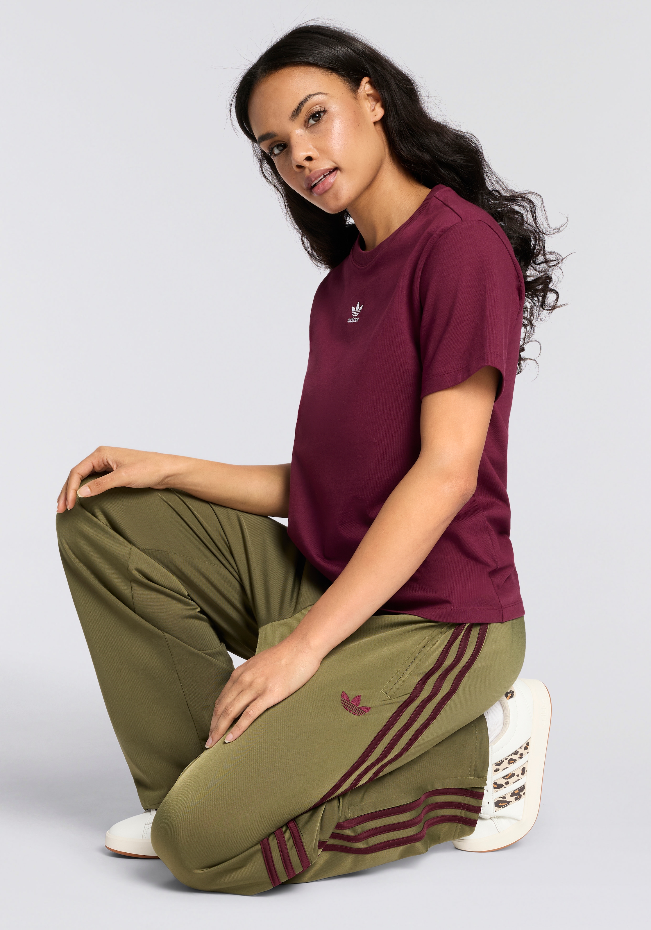 adidas Sportswear Sneaker »GRAND COURT 3.0«  mit Leo Muster