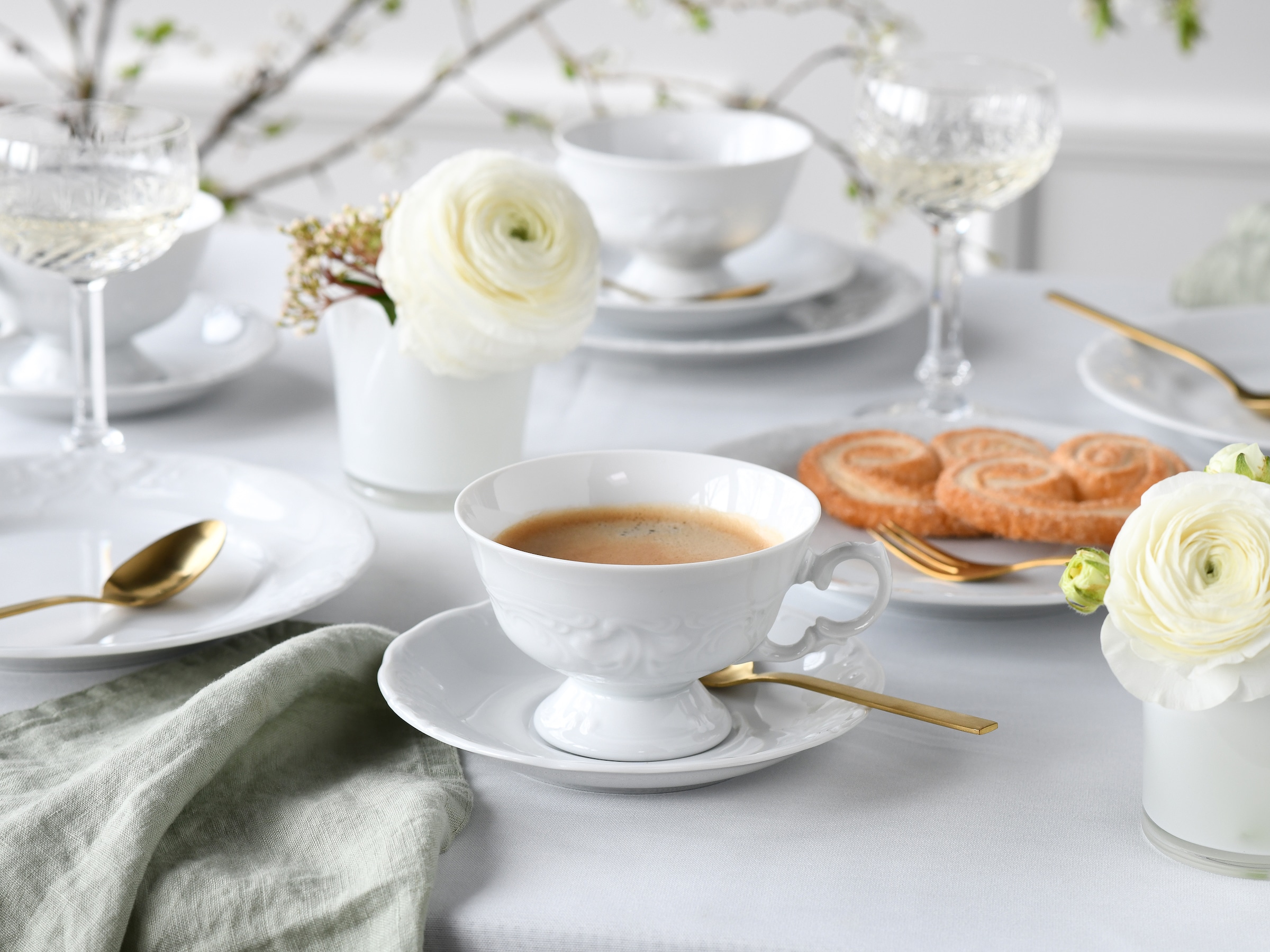 CreaTable Kaffeeservice »Frederike Weiss, Service 18-tlg.« Klassisch, Zeitlos