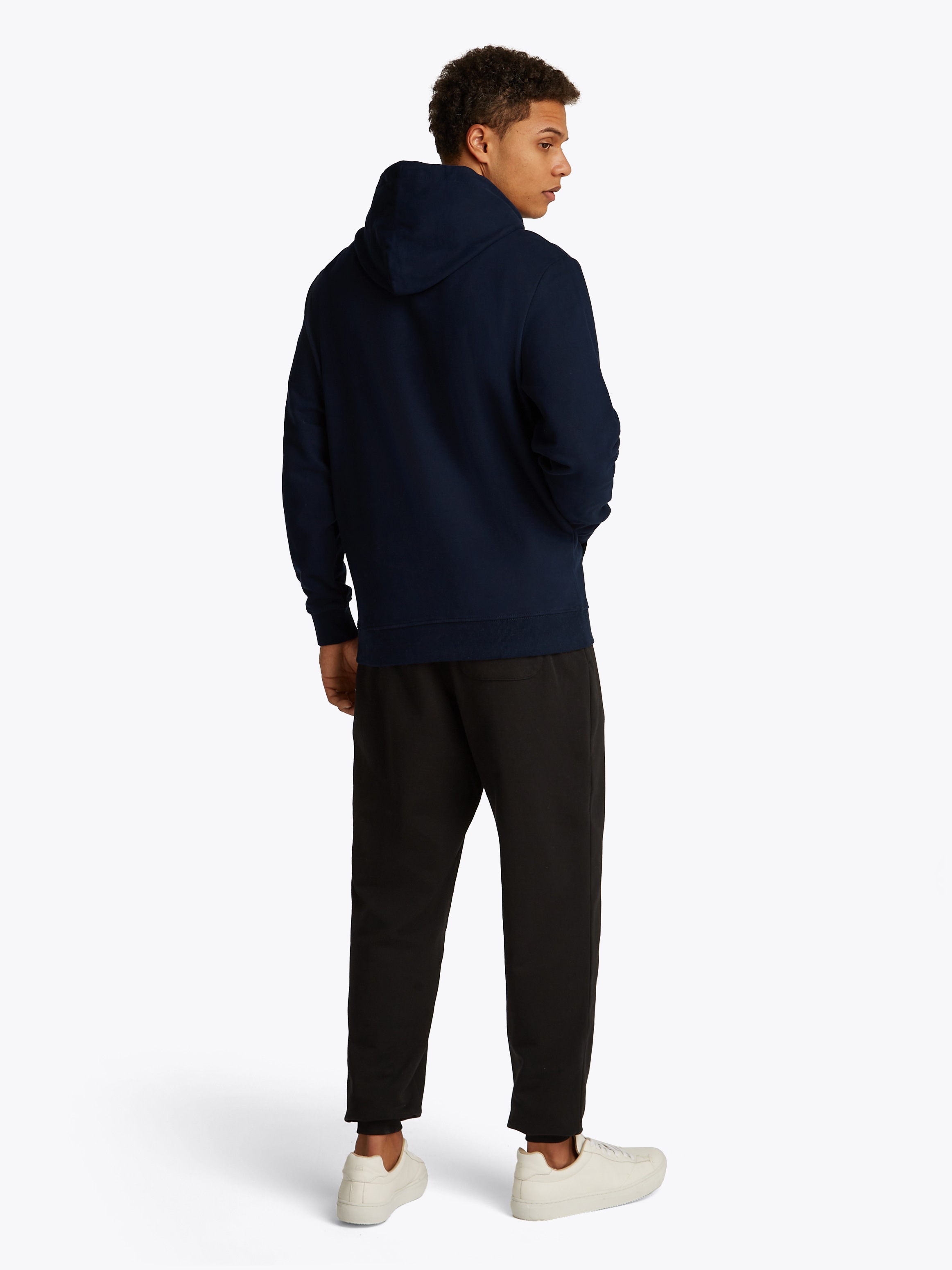 Tommy Jeans Plus Hoodie »TJM REG ENTRY GRAPHIC HOODIE EXT«, Mit Rundhalsausschnitt