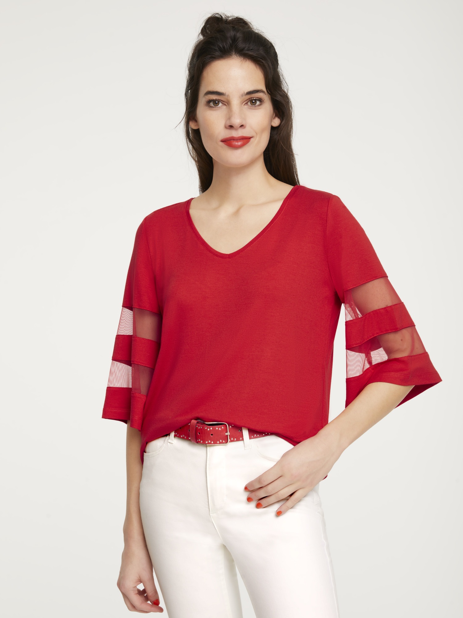 Shirt teilweise transparent