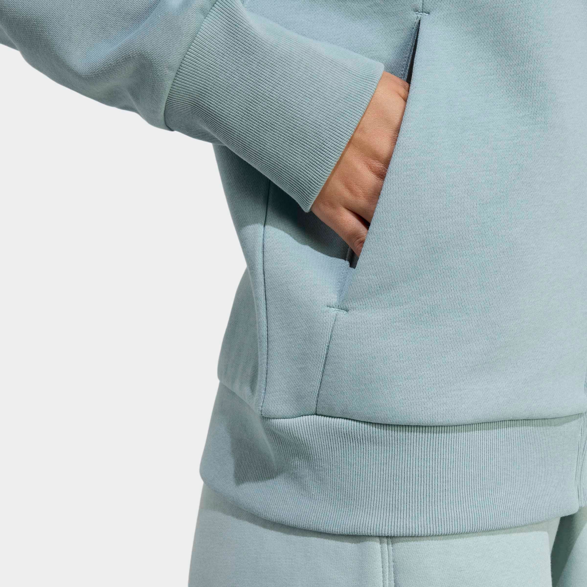 adidas Sportswear Kapuzensweatshirt »W ALL SZN FZ HD«
