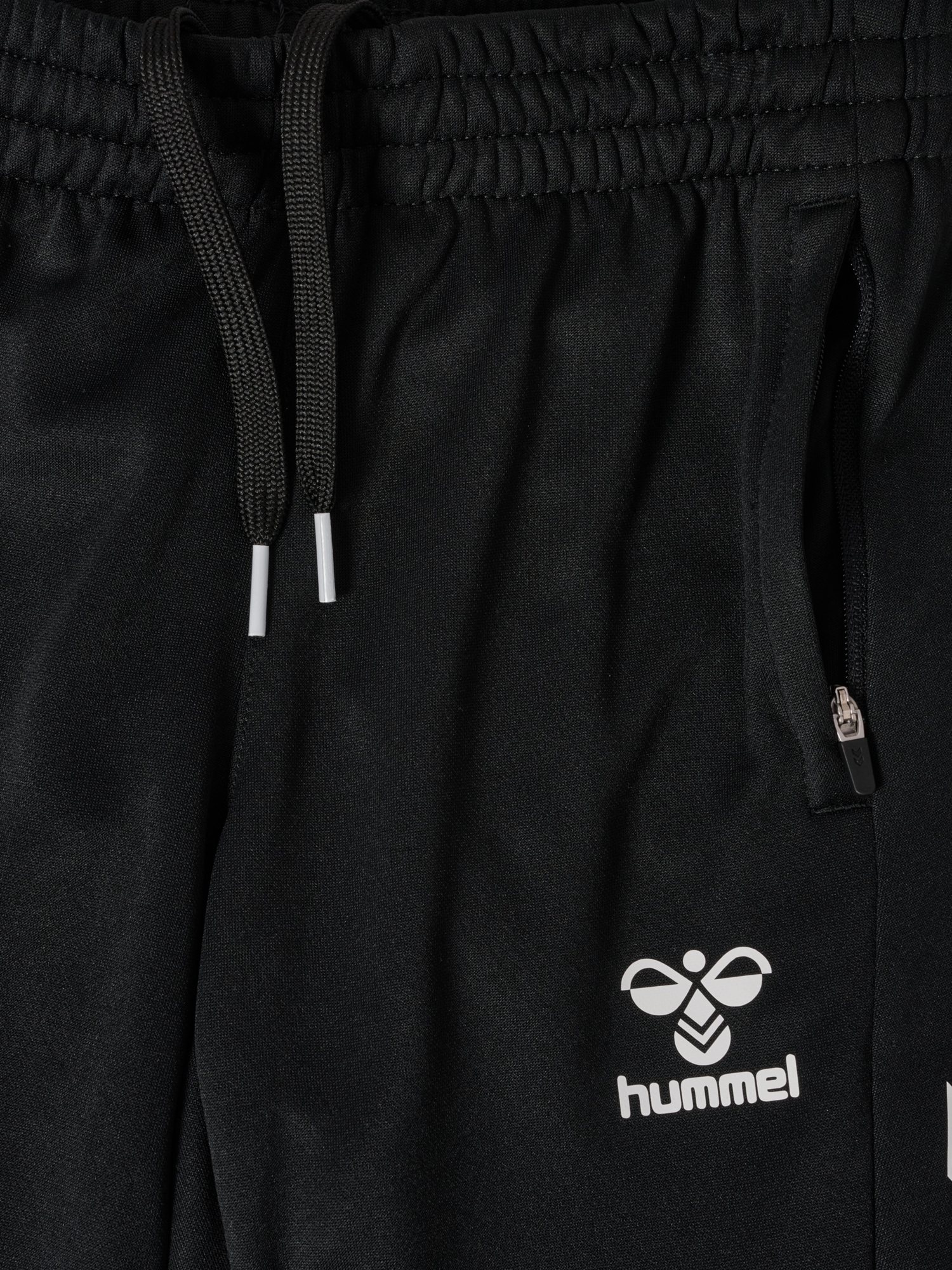 hummel Trainingshose »HMLCORE 2.0 TRAINING PANTS KIDS«  leichtes Material, elastischer Bund mit innenliegendem Kordelzug