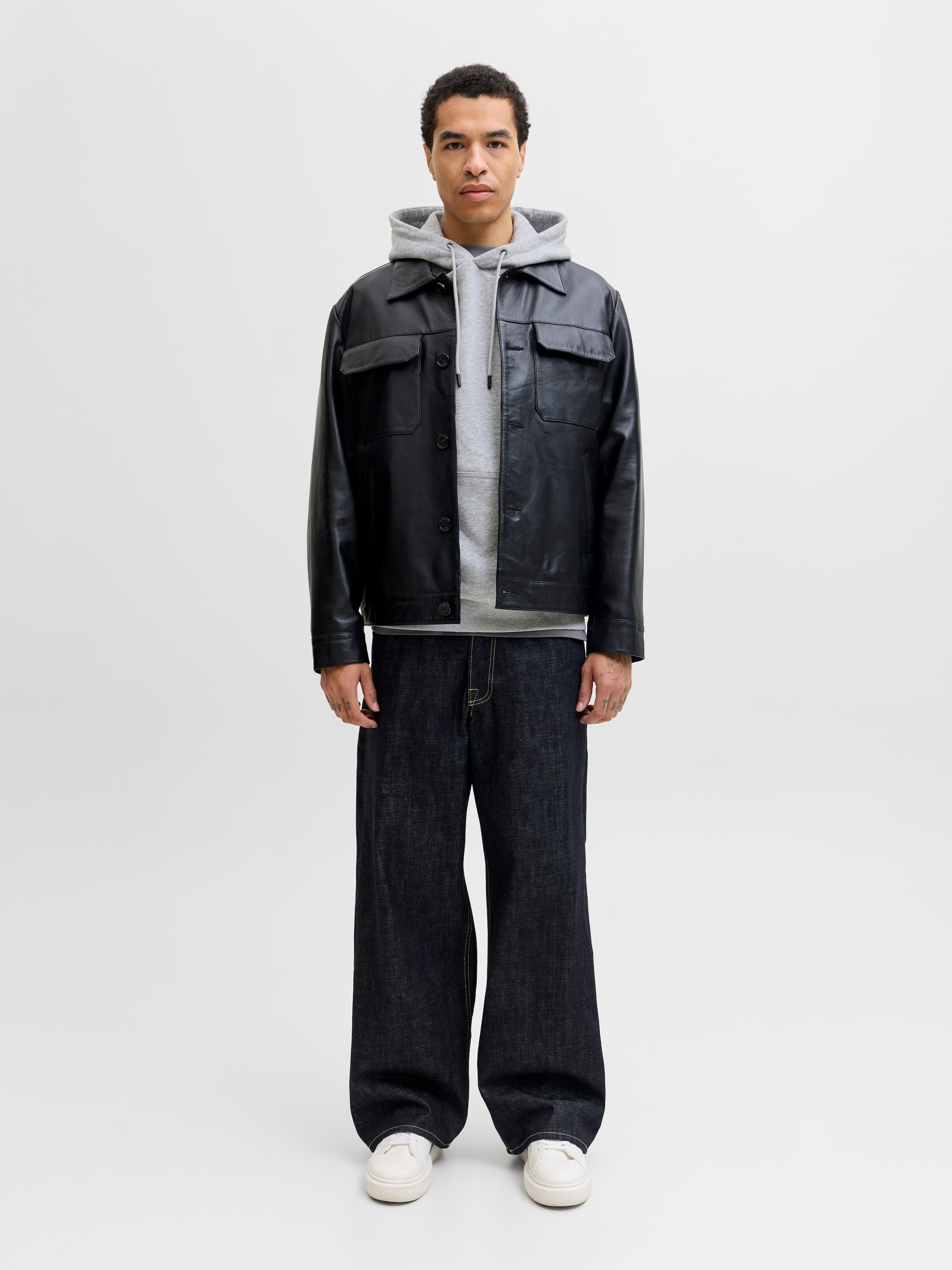 Jack & Jones Kapuzensweatshirt »JJEBRADLEY SWEAT HOOD NOOS«, mit Känguru Tasche
