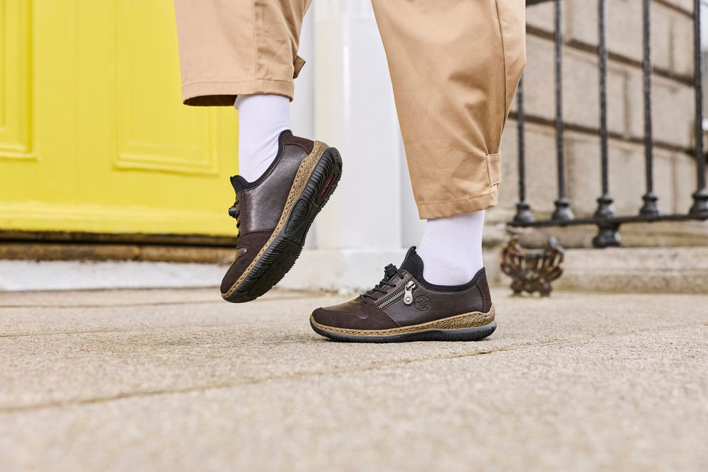 Rieker Slip-On Sneaker  Freizeitschuh, Halbschuh mit Zierreißverschluss und Gummizug