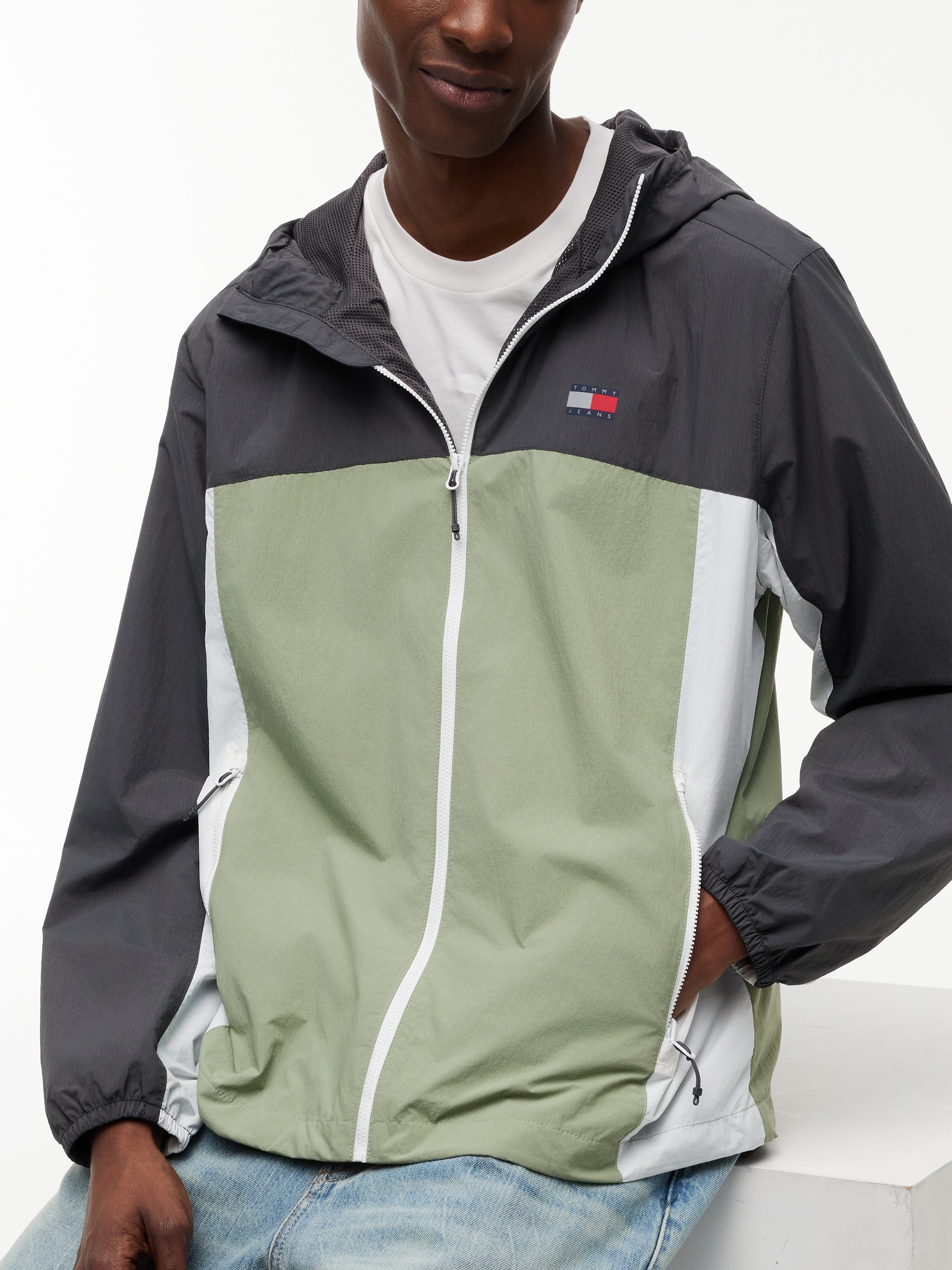Tommy Jeans Windbreaker »TJM CHICAGO PACKABLE« mit Kapuze verstaubar, relaxed fit