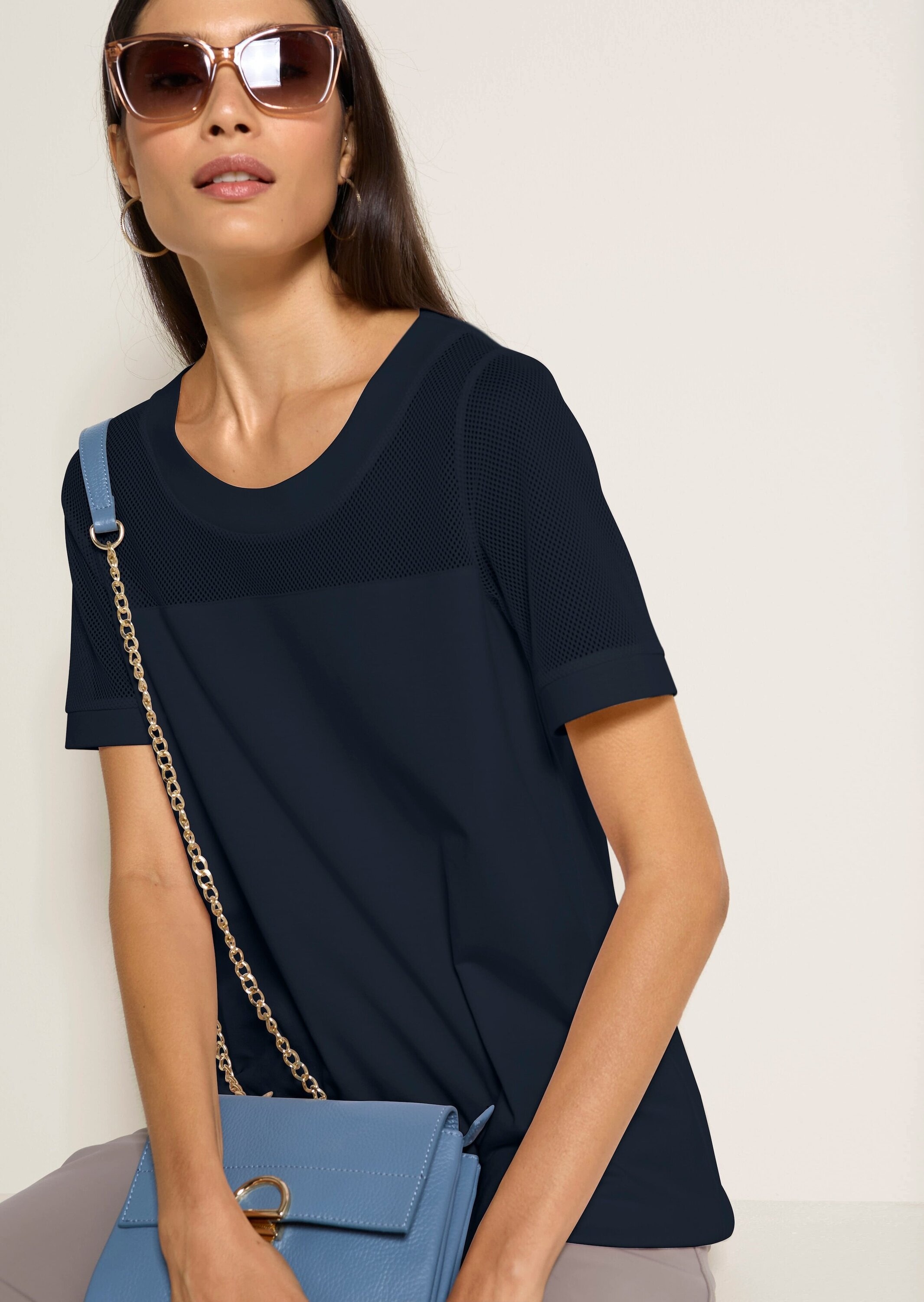 MADELEINE Kurzarmshirt »Netzshirt Luftiges T-Shirt mit transparenten Details«