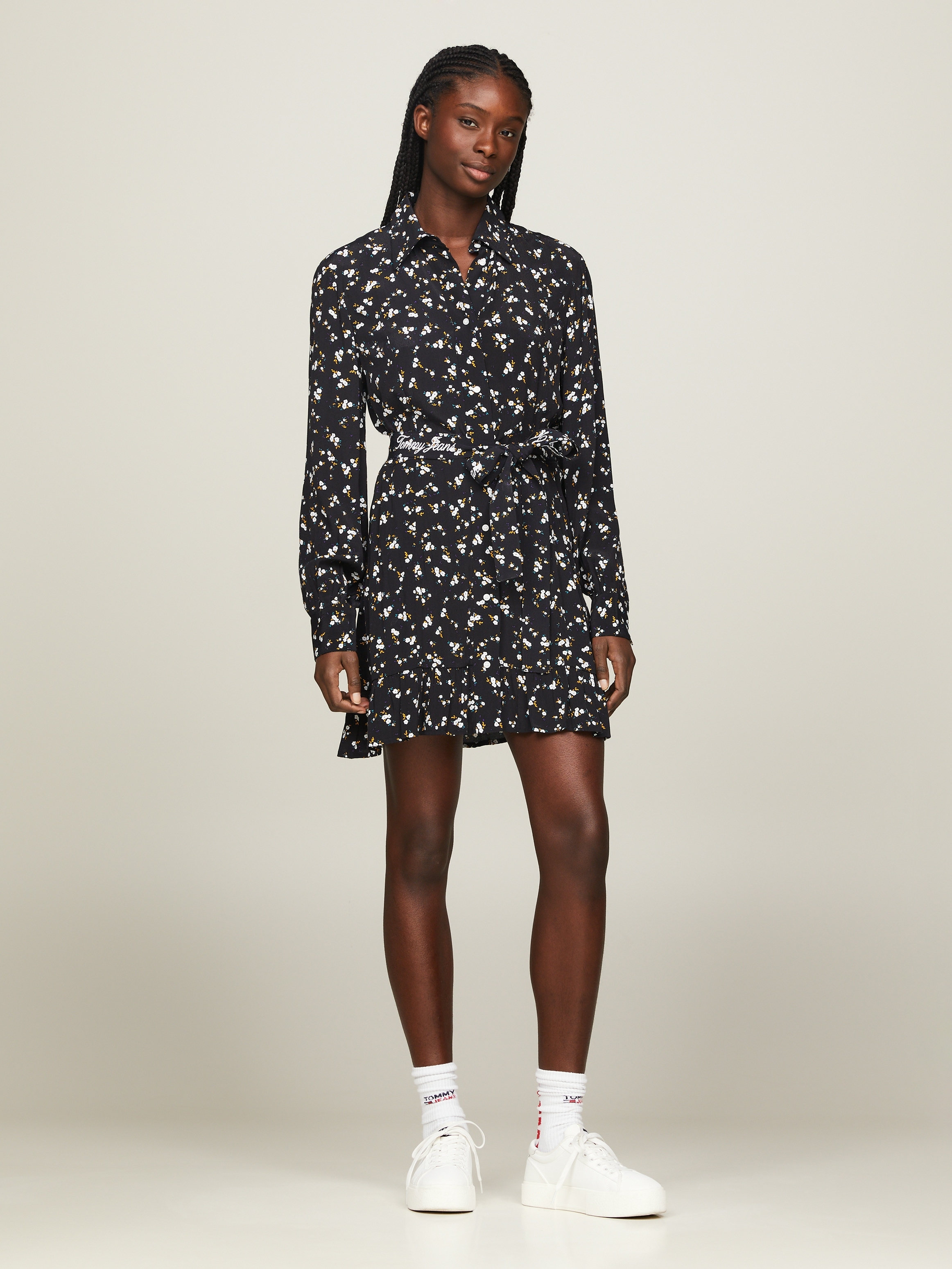 Shirtkleid »TJW MINI FLORAL BELTED DRESS EXT«, mit Tommy Jeans Logo Schriftzug