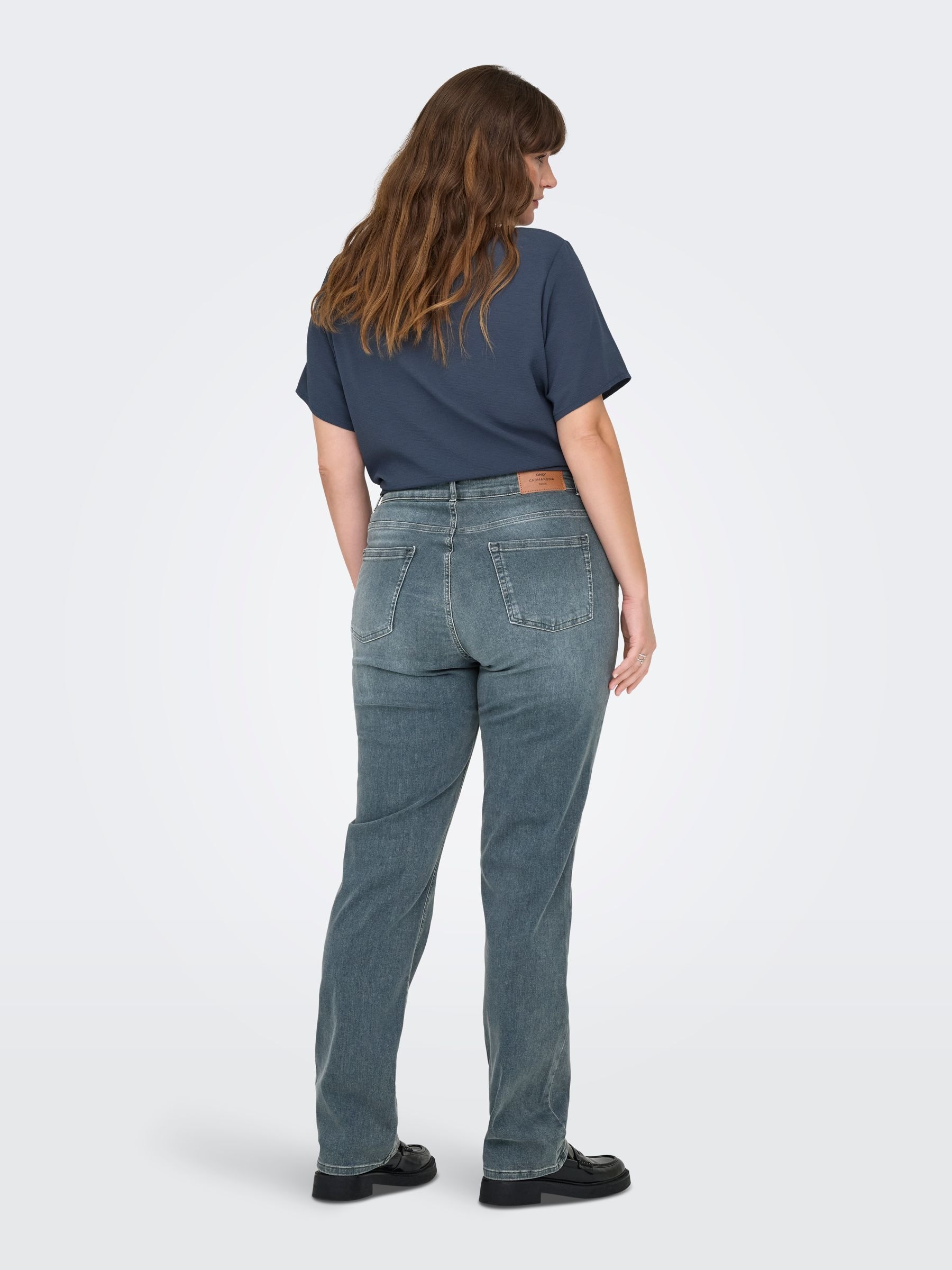 ONLY CARMAKOMA High-waist-Jeans »CARWILLY HW STRAIGHT DNM REA2602 NOOS«