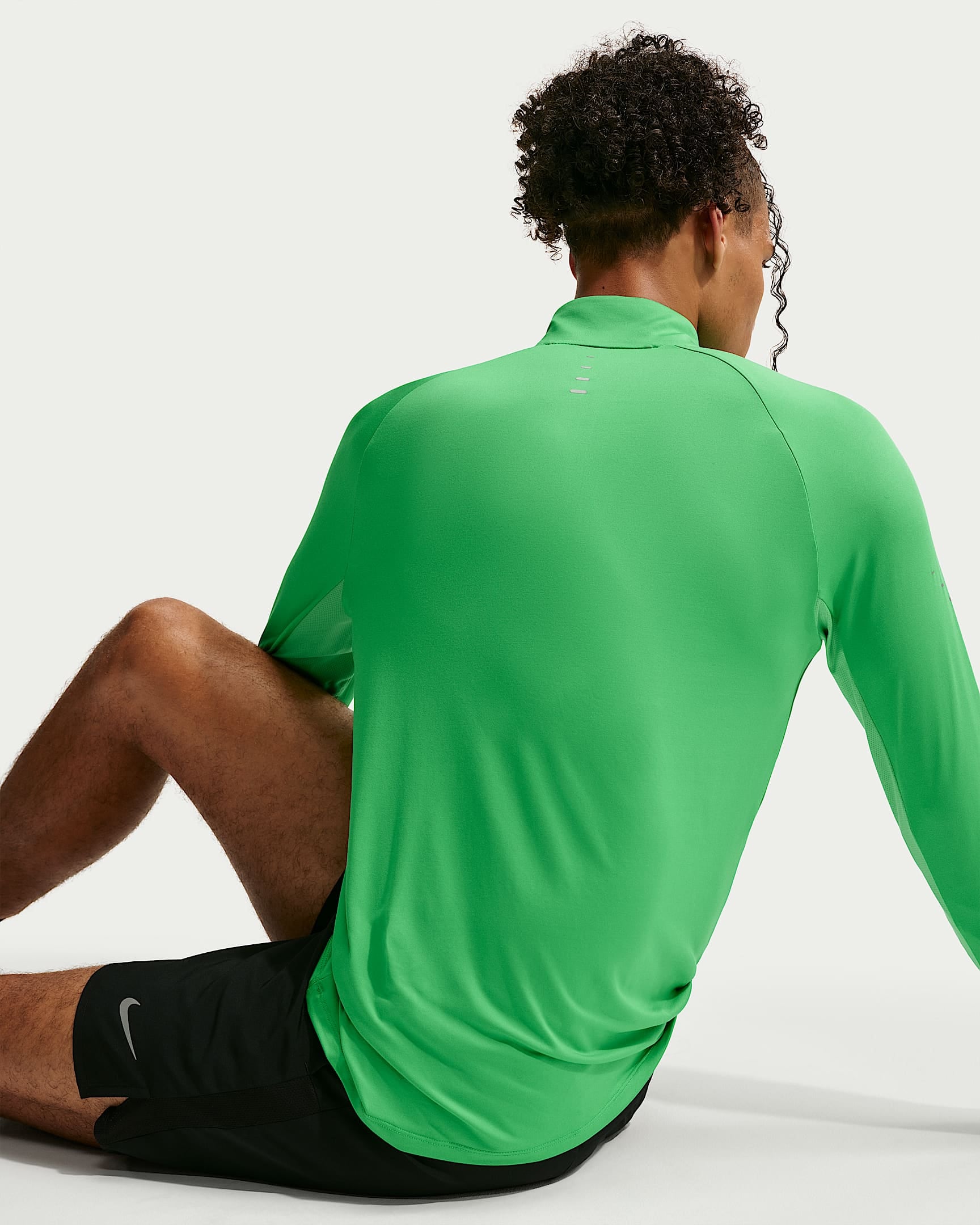 Nike Laufshirt »M NK DF STRIDE HZ MIDLAYER« leichtes Midlayer-Oberteil, atmungsaktives Material, schnell trocknend