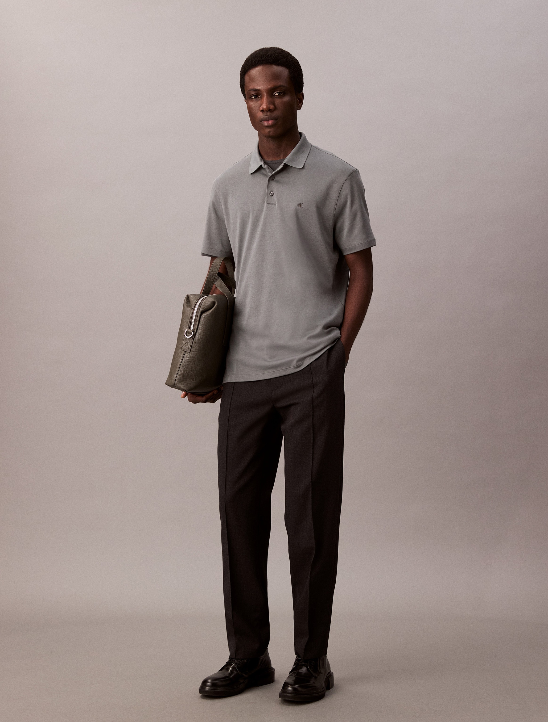 Calvin Klein Poloshirt »SS SUPIMA CHEST EMB POLO«, Mit Rundhalsausschnitt