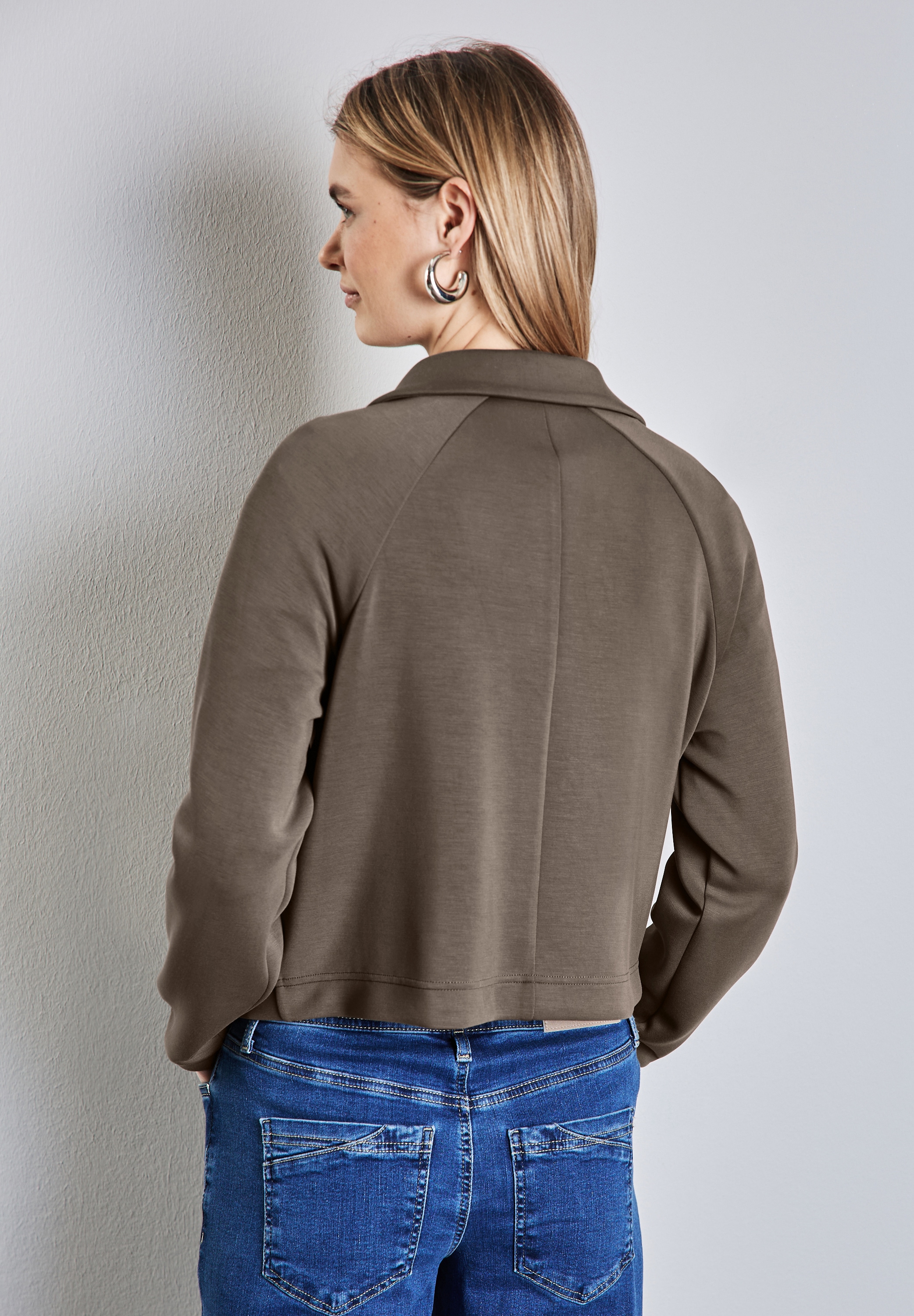 STREET ONE Sweatjacke, im Silk-Look