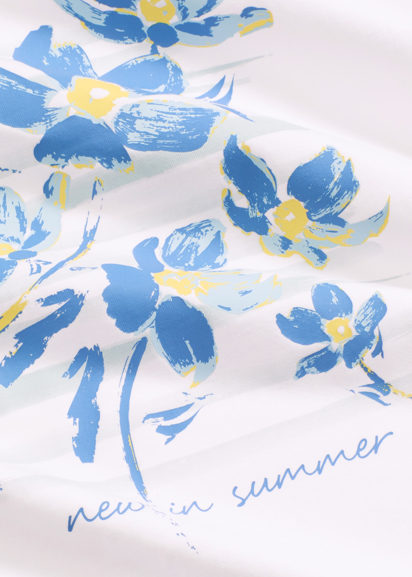 bonprix T-Shirt bequeme Passform, aus Baumwolle und Elasthan, Kurzarm-Design