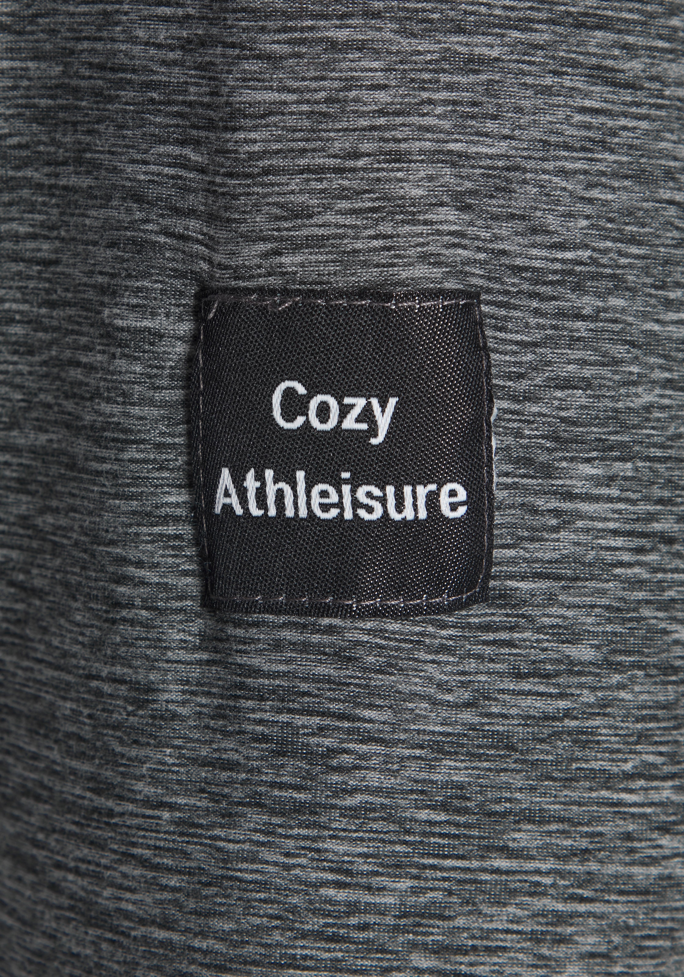 Vivance Active by Lascana Kapuzensweatjacke mit geteilte Kängurutasche, Home-und Loungewear-Serie
