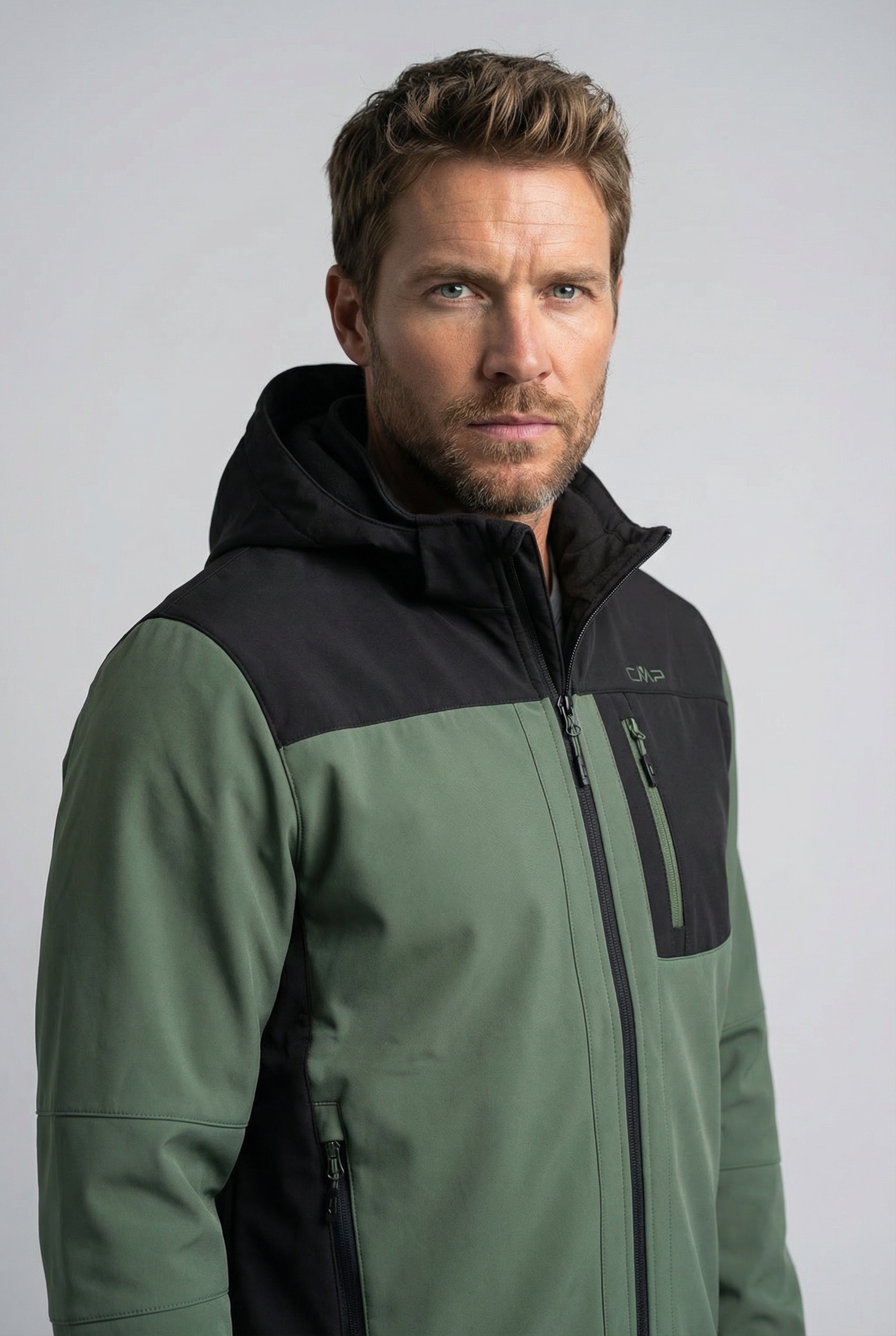 CMP Softshelljacke mit Kapuze Wasserabweisend & Winddicht & Atmungsaktiv, Übergangsjacke