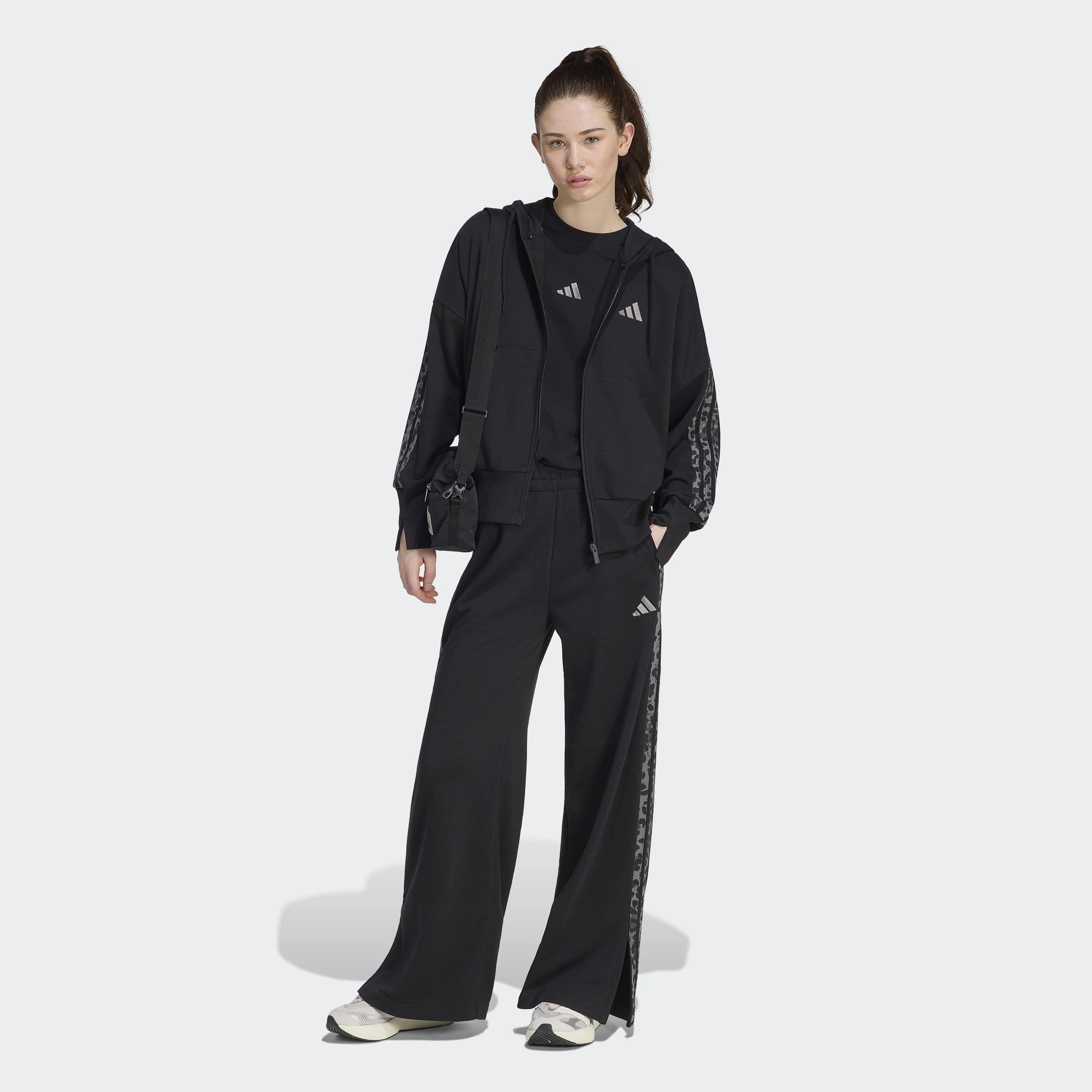 adidas Sportswear Kapuzensweatshirt »SEASONAL ESSENTIALS 3-STREIFEN, ANIMALPRINT«
