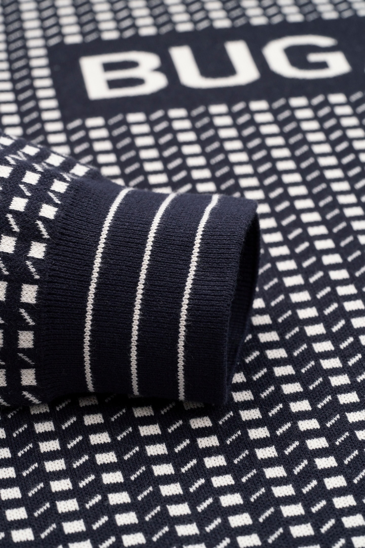 bugatti Strickpullover, mit präsentem Logo-Print