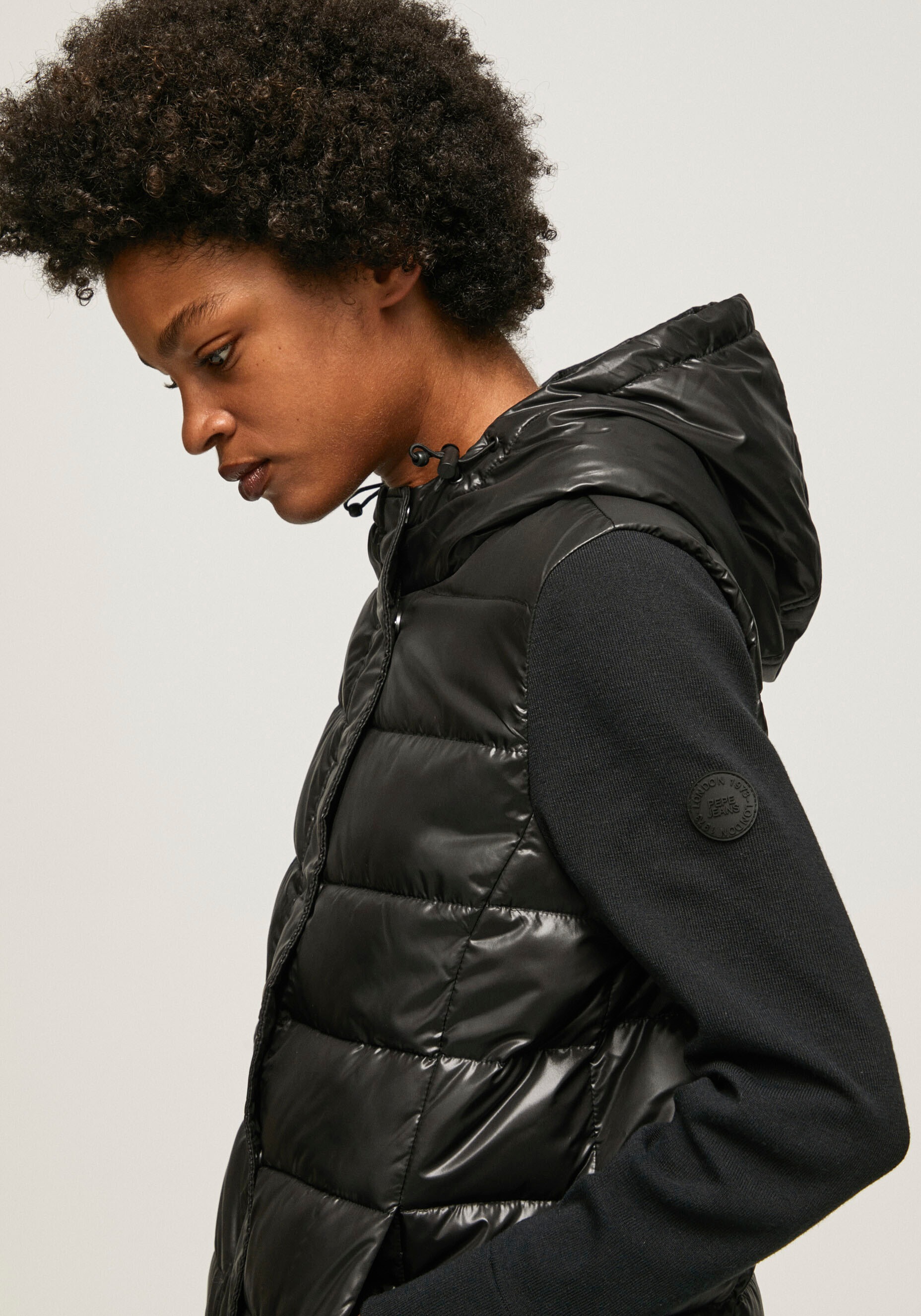 Pepe Jeans Steppjacke, im Materialmix
