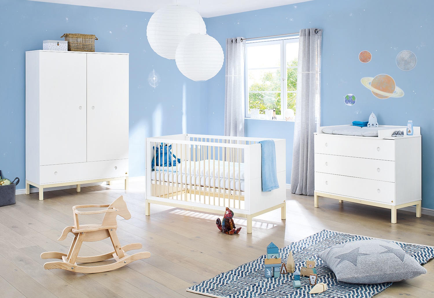 Pinolino® Babyzimmer-Komplettset »Skadi«, (Set, 3 St.), breit, FSC®-Holz aus gewissenhaft bewirtschafteten Wäldern