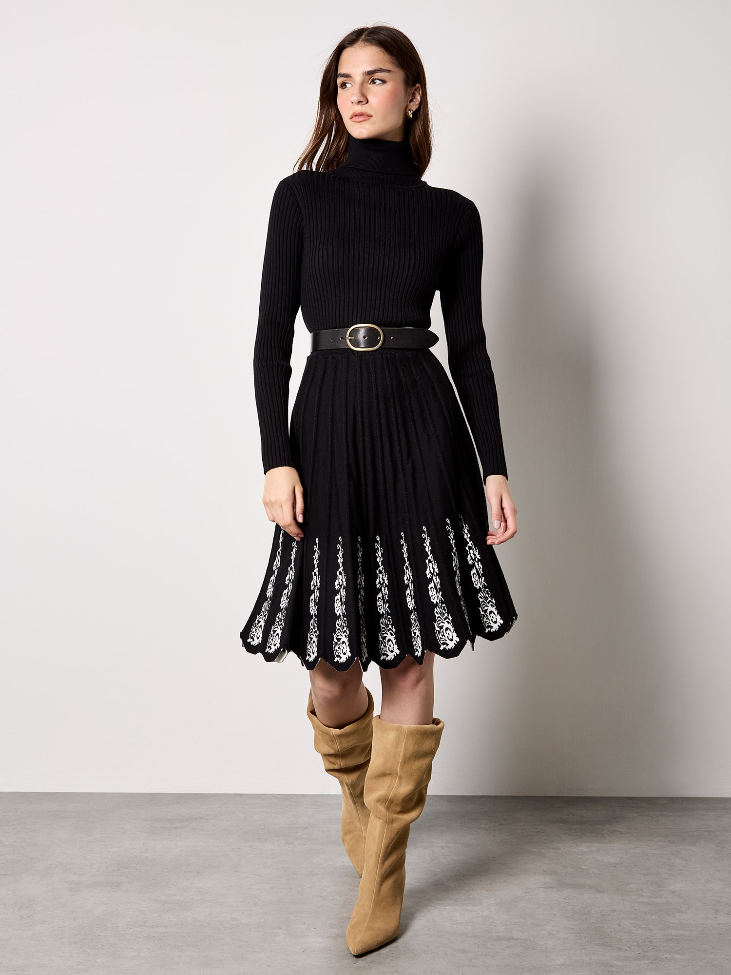 Apricot Strickkleid »Midikleid« mit Spitzenvolant