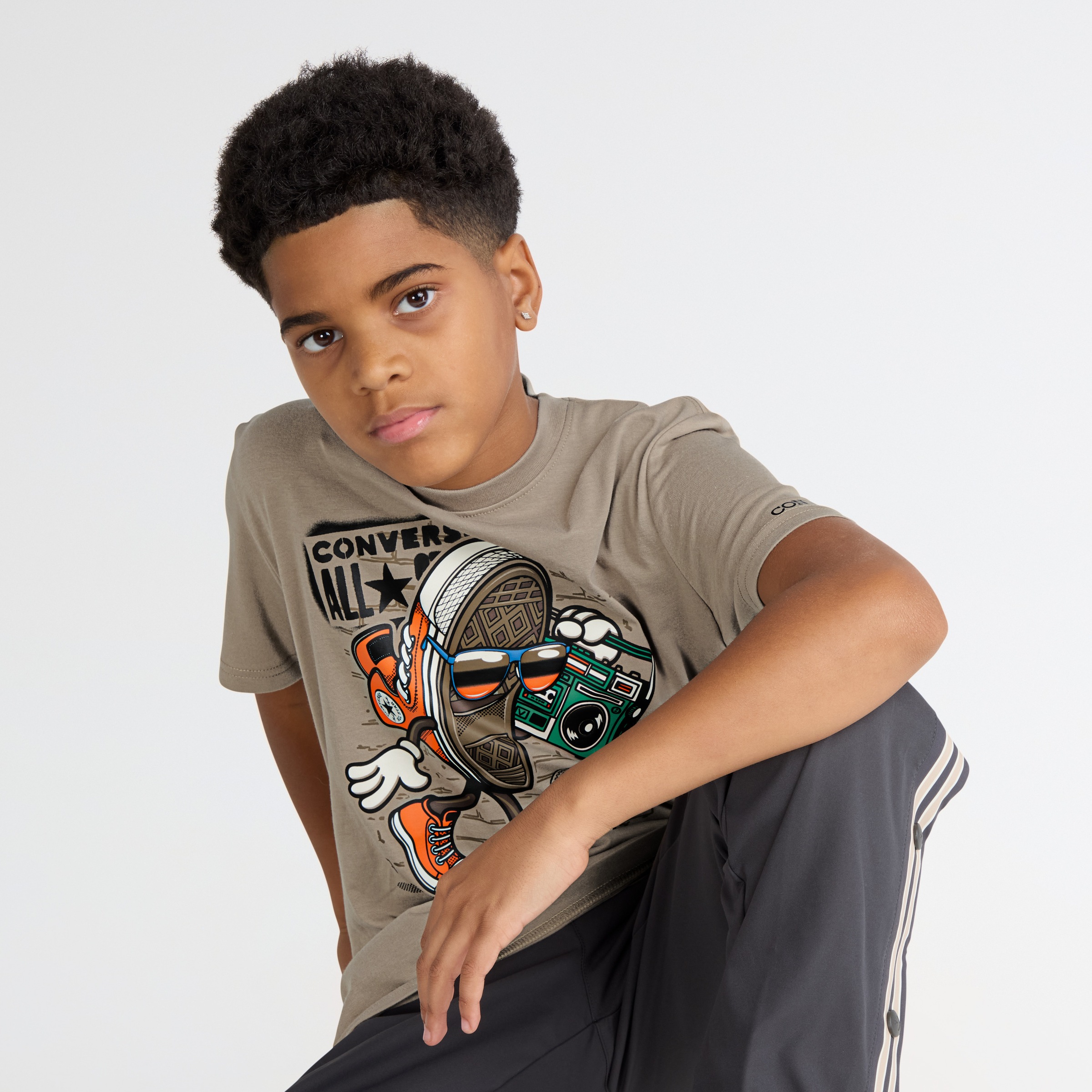 Converse T-Shirt »CNVB CHUCK CHARACTER« für Kinder, mit Converse Chuck-Grafik im Cartoon-Stil