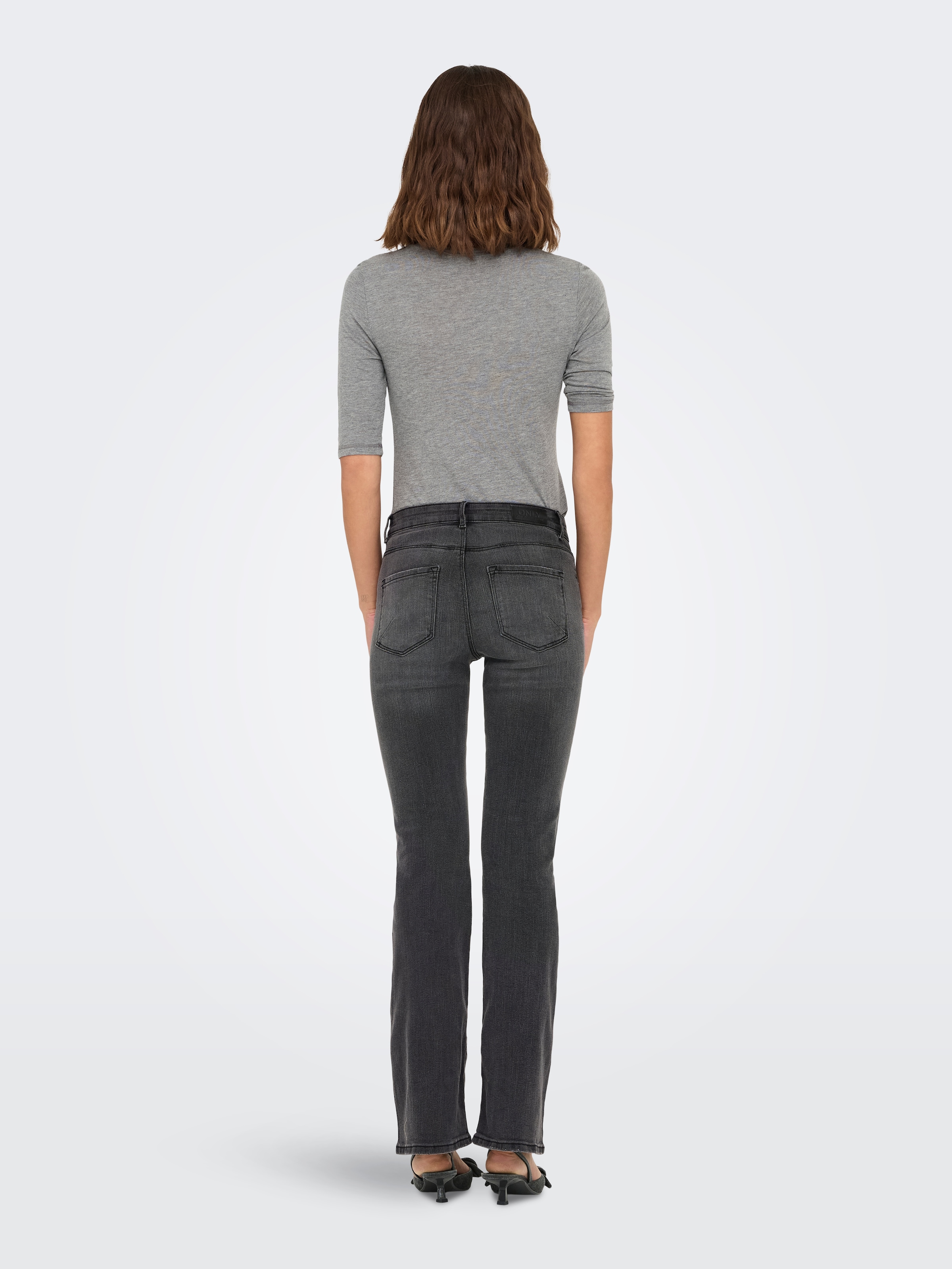 ONLY Bootcut-Jeans »ONLSARAH VIS BUT MID FLARED DNM BOX«