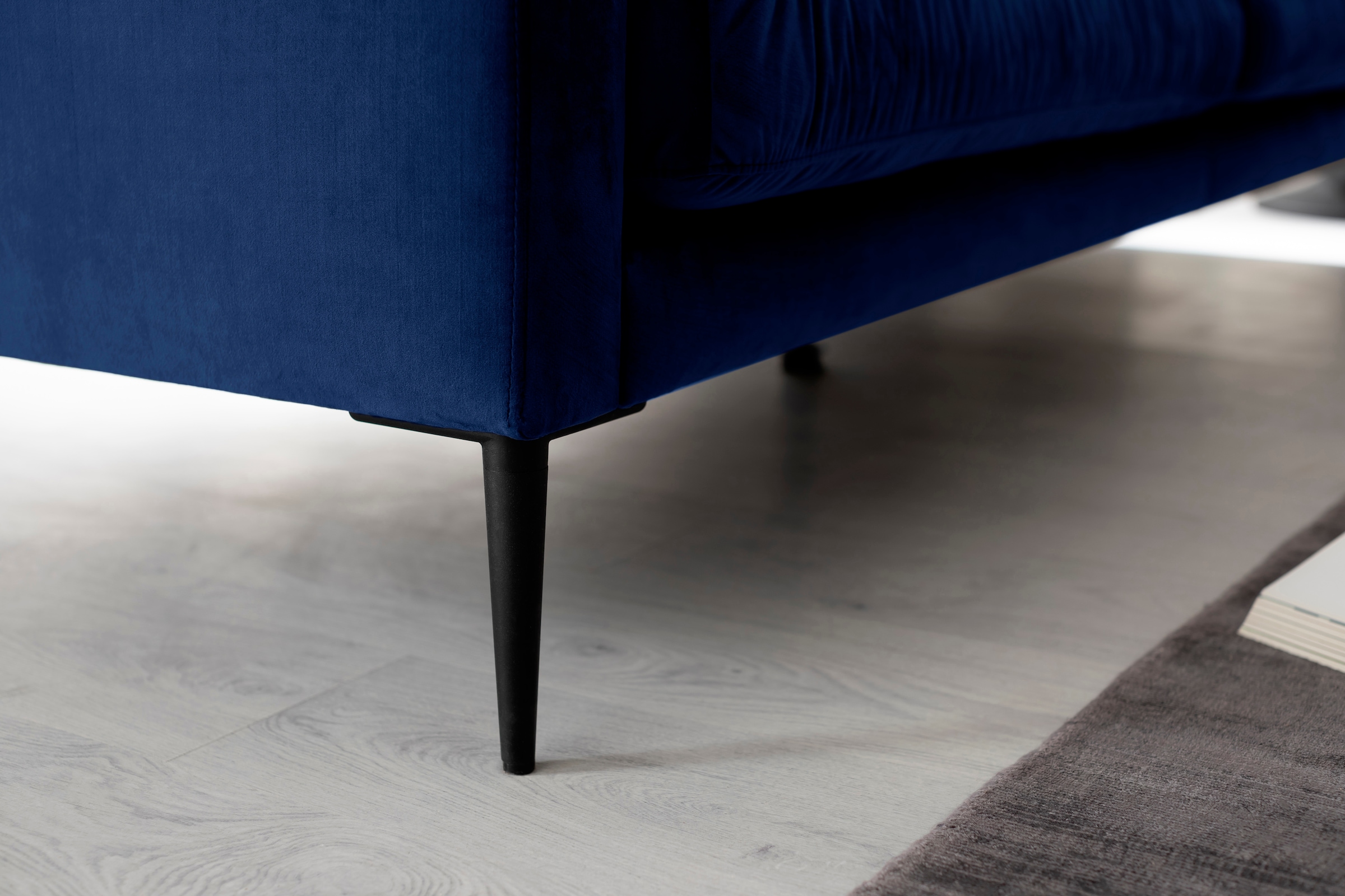 Trends by HG 3-Sitzer »Svea« mit Metallfuß, frei im Raum stellbar