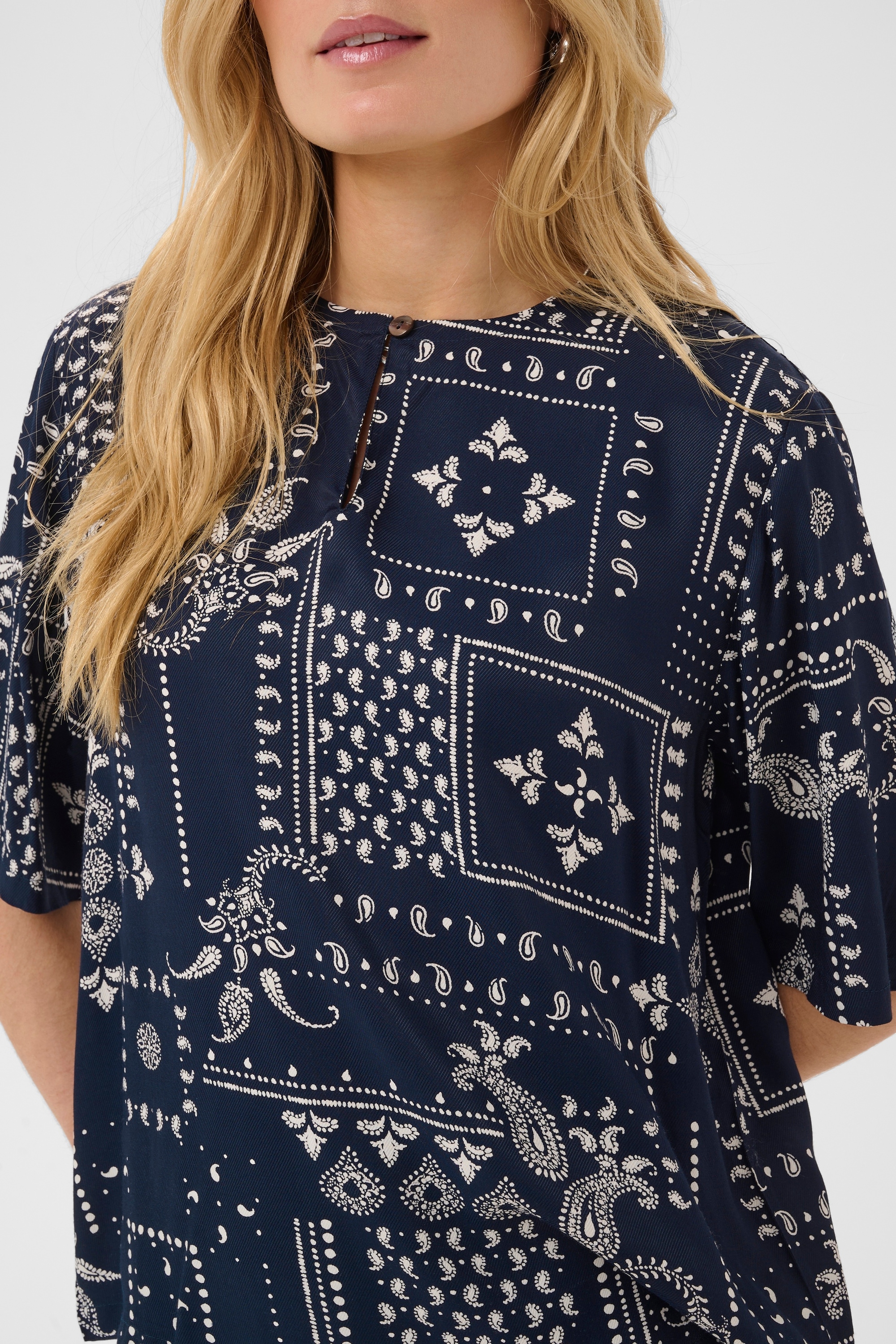 Saint Tropez Kurzarmbluse »Kurzarm-Bluse StephanieSZ«