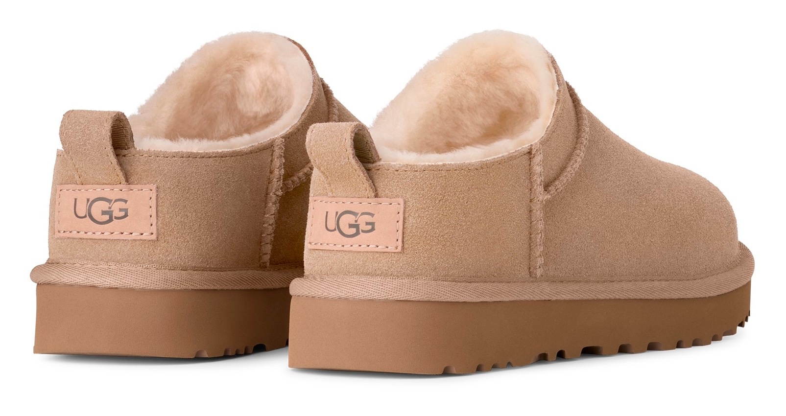 UGG Clog »CLASSIC MICRO«, Homeslippers, Pantoffel, Schlupfboot im neuen Design