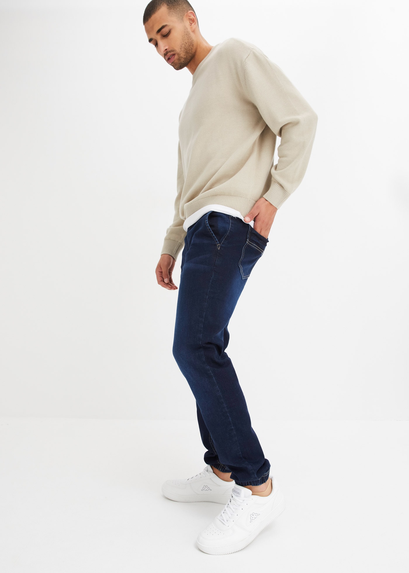 bonprix Jogg Pants Regular Fit, mit elastischem Gummizug und Kordel