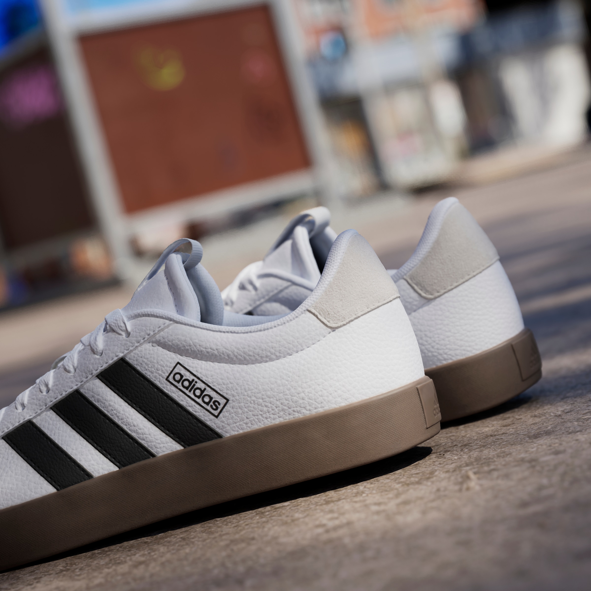 adidas Sportswear Sneaker »VL COURT 3.0«, inspiriert vom Design des adidas samba