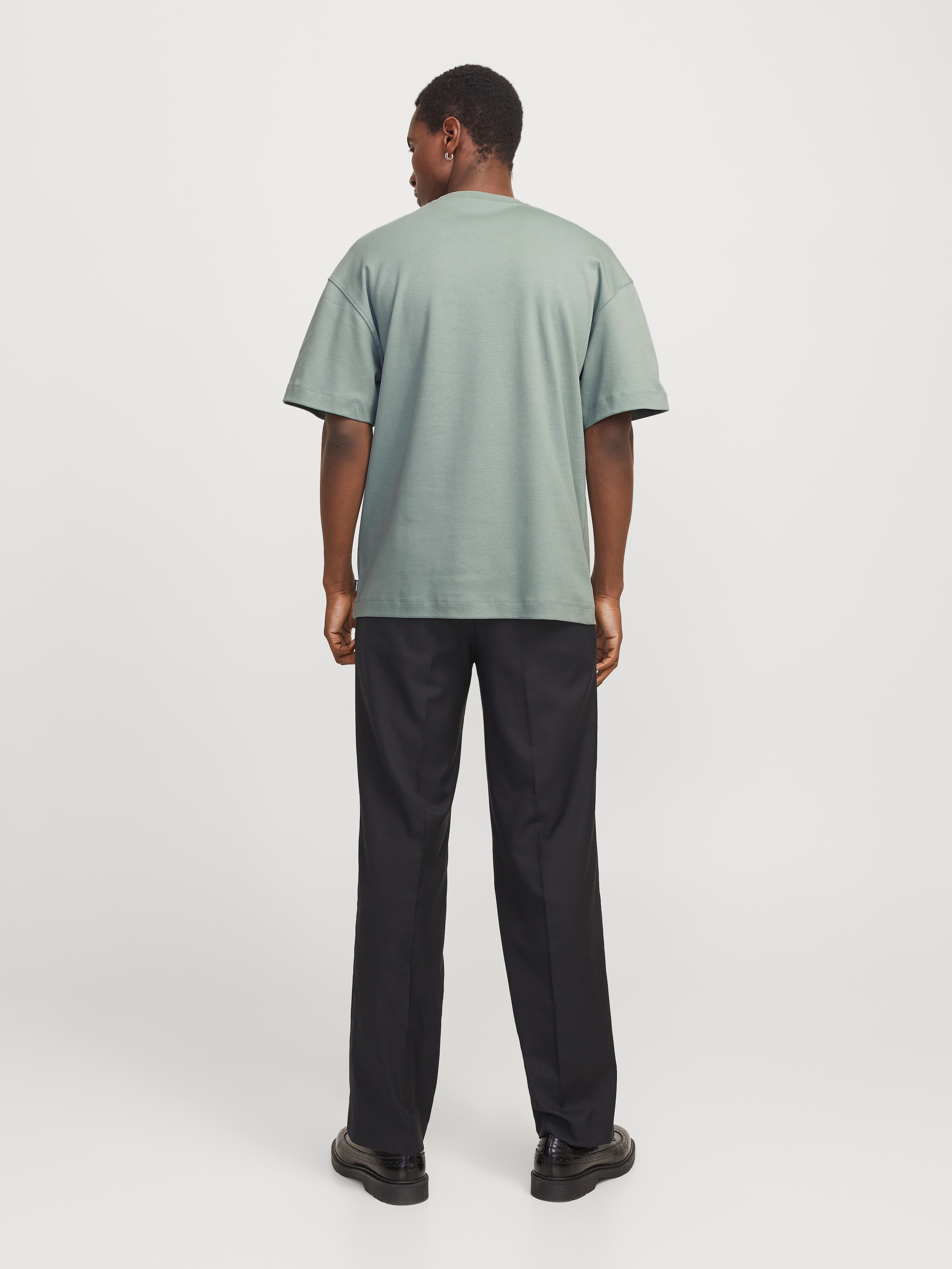 Jack & Jones Rundhalsshirt »JJEURBAN EDGE TEE SS O-NECK NOOS«, mit Rundhalsausschnitt