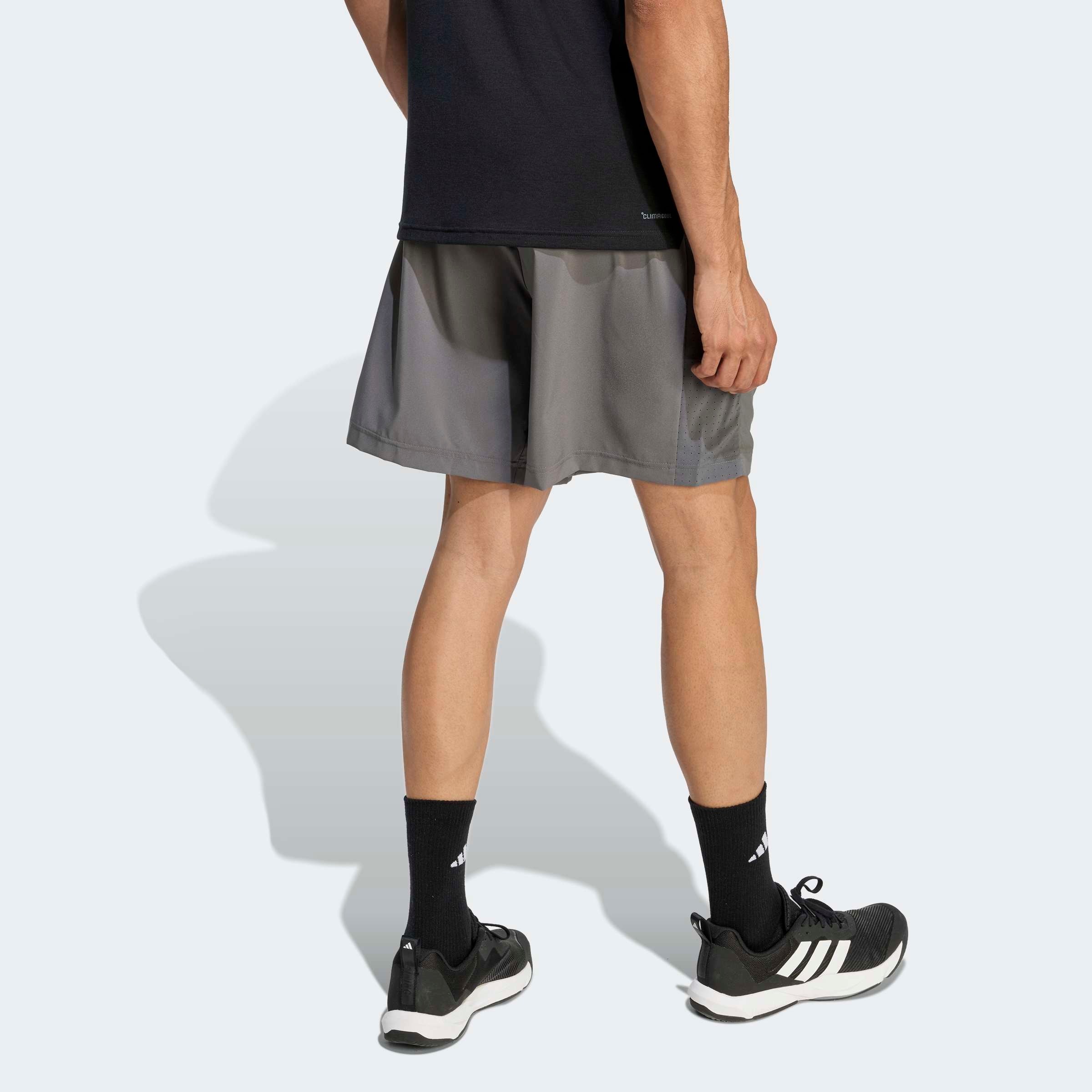 adidas Performance Shorts »WORKOUT ESSENTIALS BASE WOVEN«