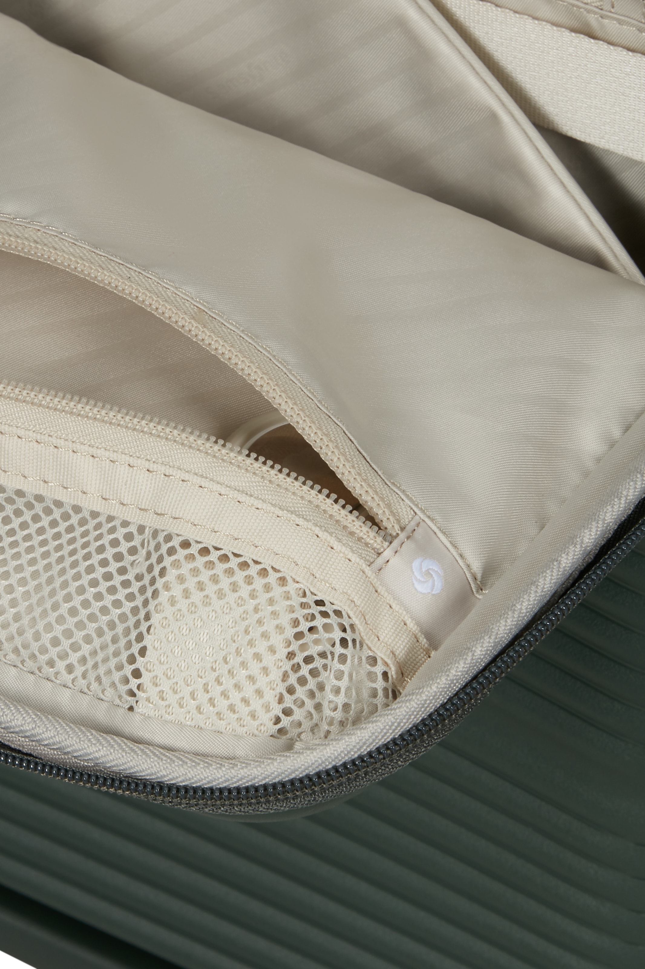 Samsonite Hartschalen-Trolley »PARALUX, verschiedene Größen und Farben« 40 l 4 Rollen Reisegepäck mit Frontfach Packwürfel Trennpolster