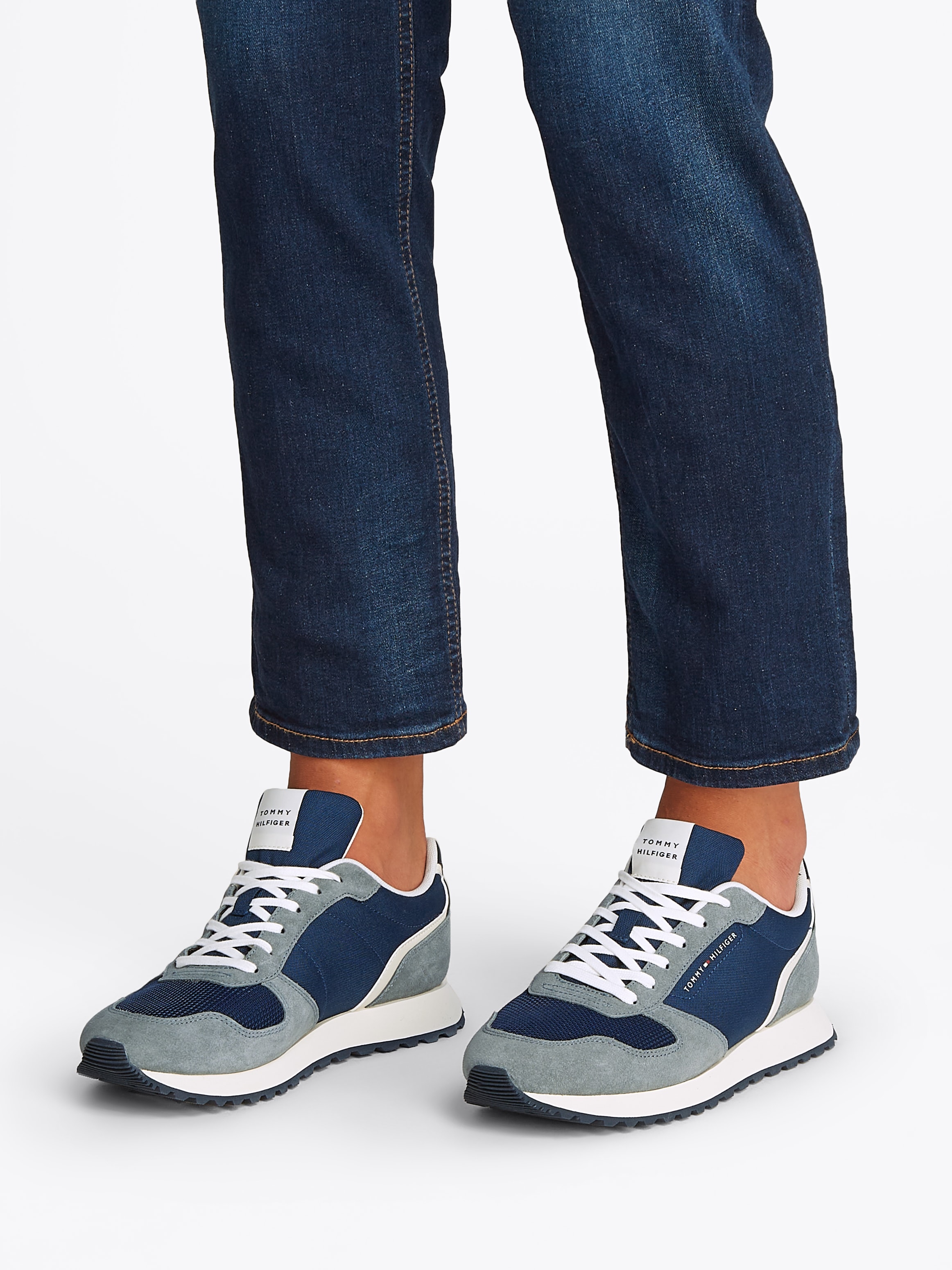 Tommy Hilfiger Plateausneaker »NEW RUNNER EVA MIX«, Freizeitschuh, Halbschuh, Schnürschuh mit Kontrastbesätzen