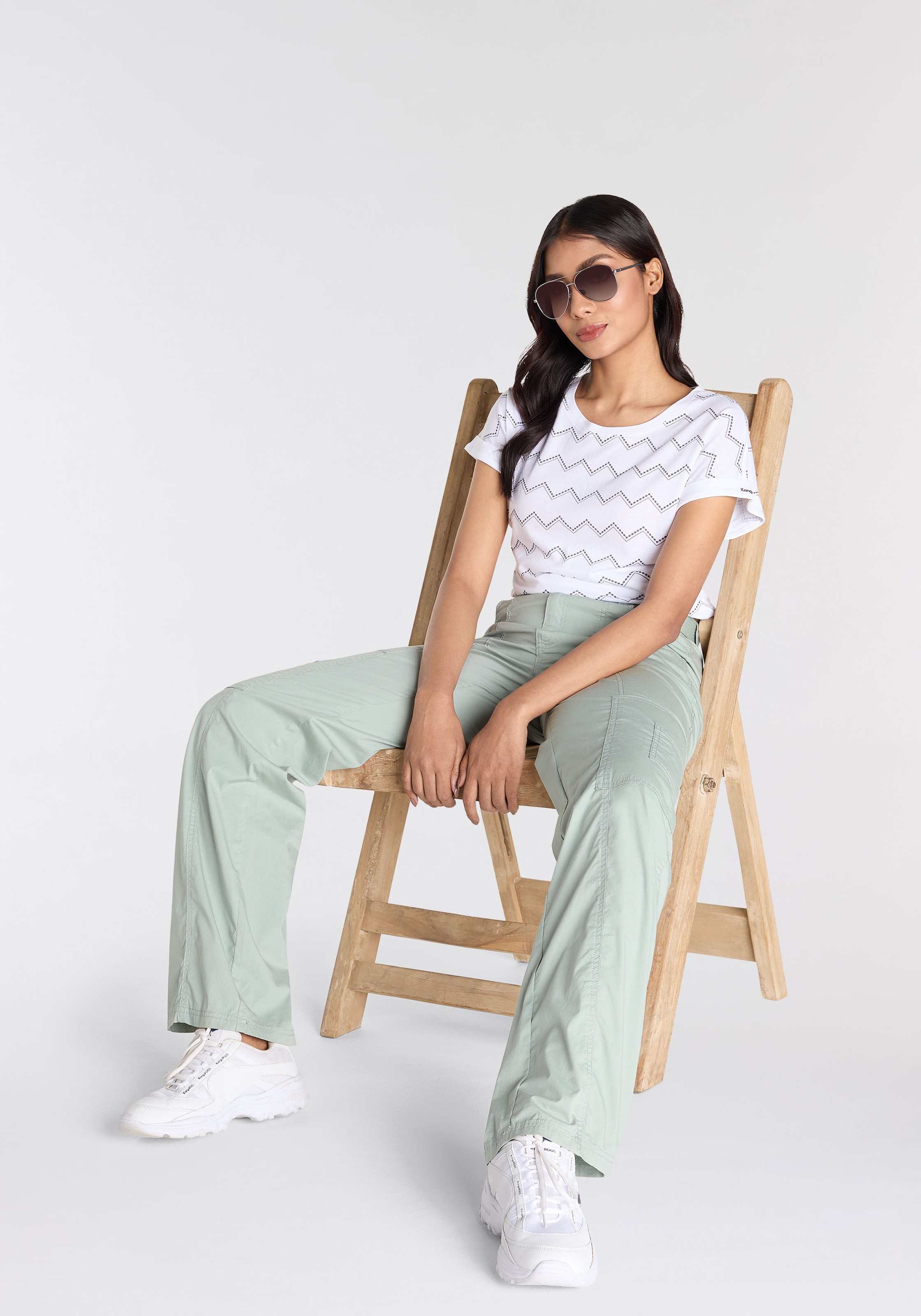 KangaROOS Kurzarmshirt, mit Zick-Zack-Muster